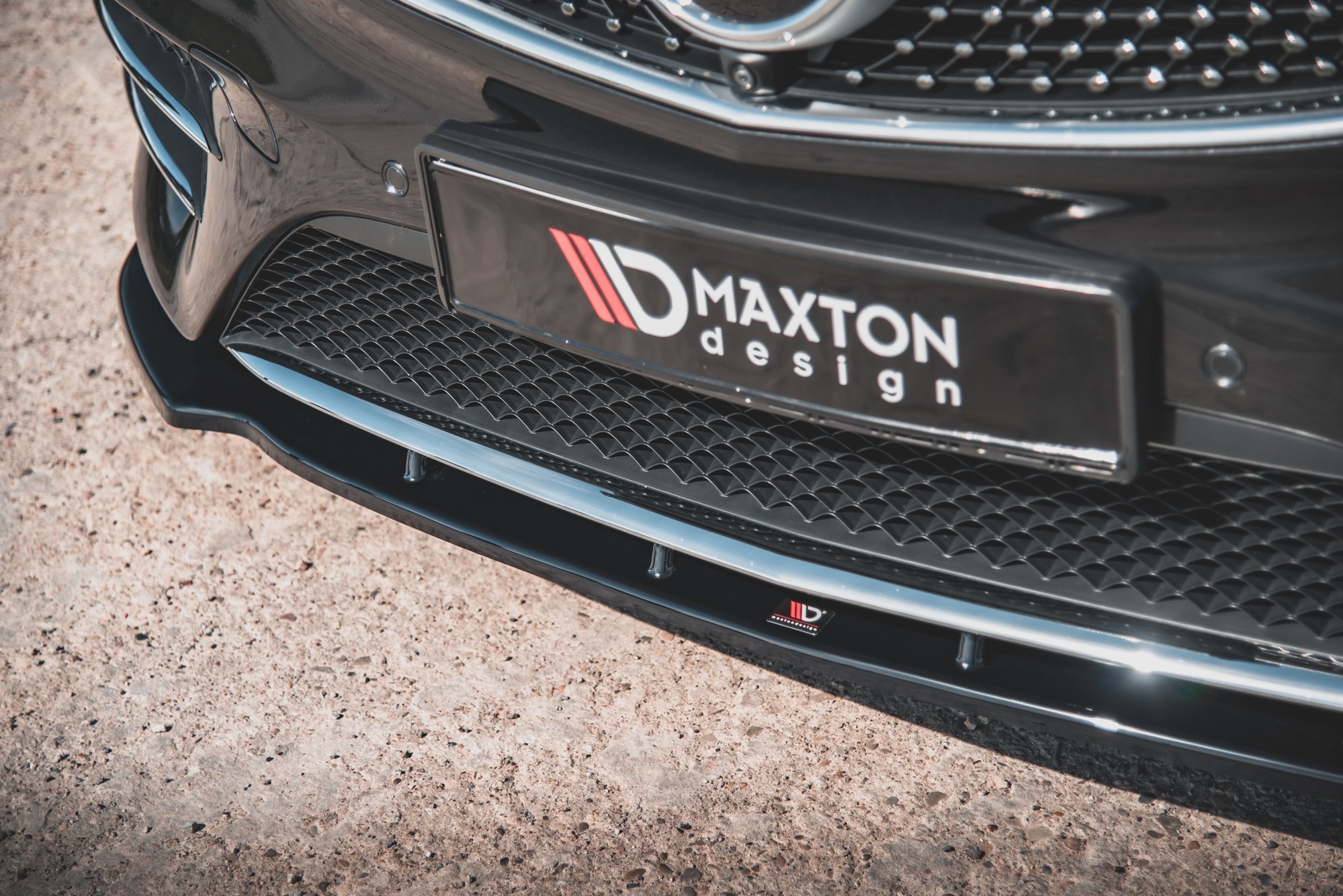 pol_po_Front-Splitter-V-2-Mercedes-Benz-V-Class-AMG-Line-W447-11264_8 pol_po_Front-Splitter-V-2-Mercedes-Benz-V-Class-AMG-Line-W447-11264_8