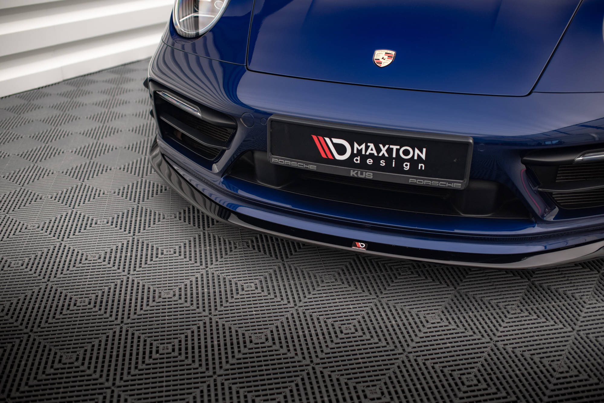 pol_po_Front-Splitter-V-2-Porsche-911-Carrera-Aero-Carrera-GTS-992-17183_5 pol_po_Front-Splitter-V-2-Porsche-911-Carrera-Aero-Carrera-GTS-992-17183_5