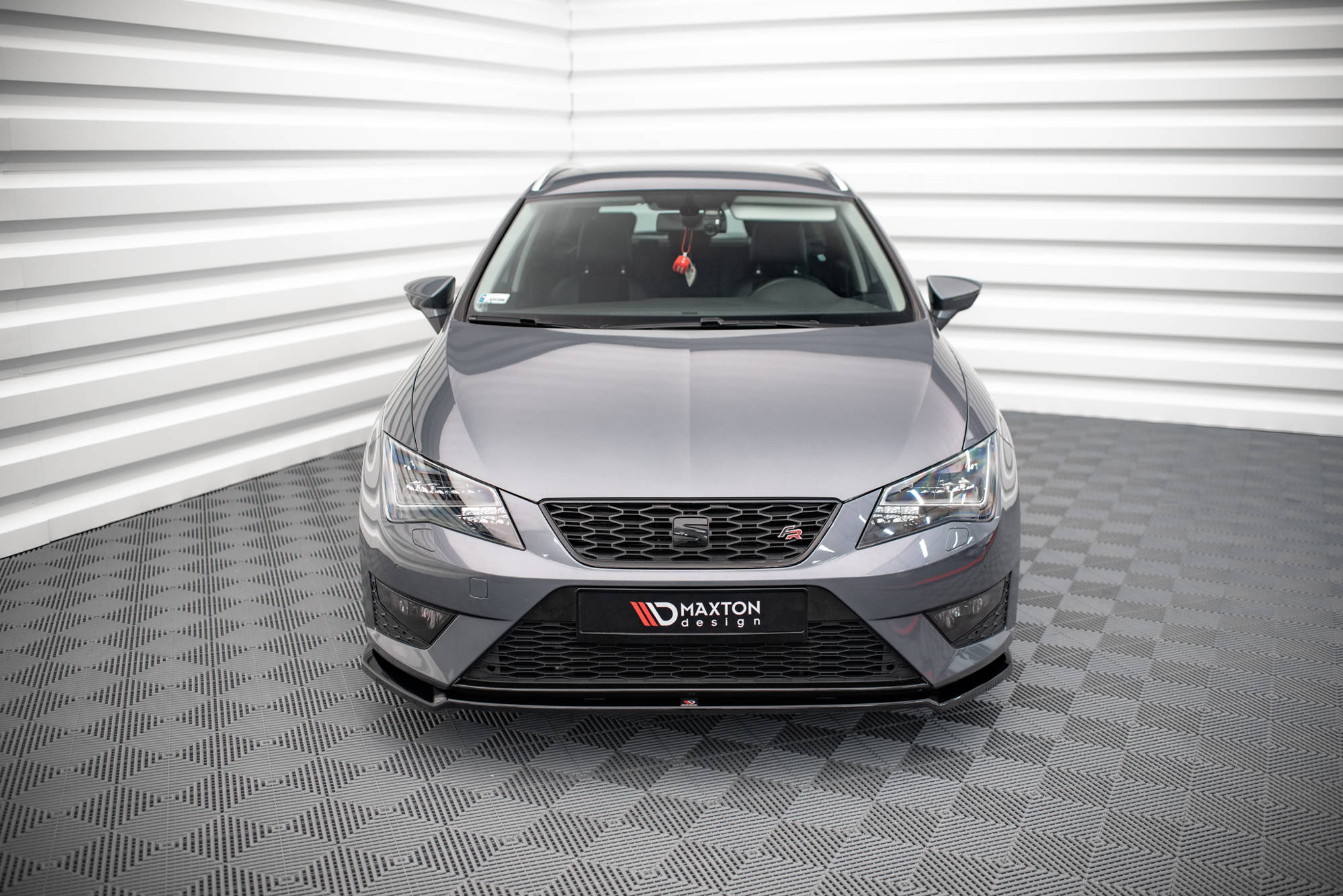 pol_po_Front-Splitter-V-2-Seat-Leon-FR-Cupra-Mk3-14216_3 pol_po_Front-Splitter-V-2-Seat-Leon-FR-Cupra-Mk3-14216_3
