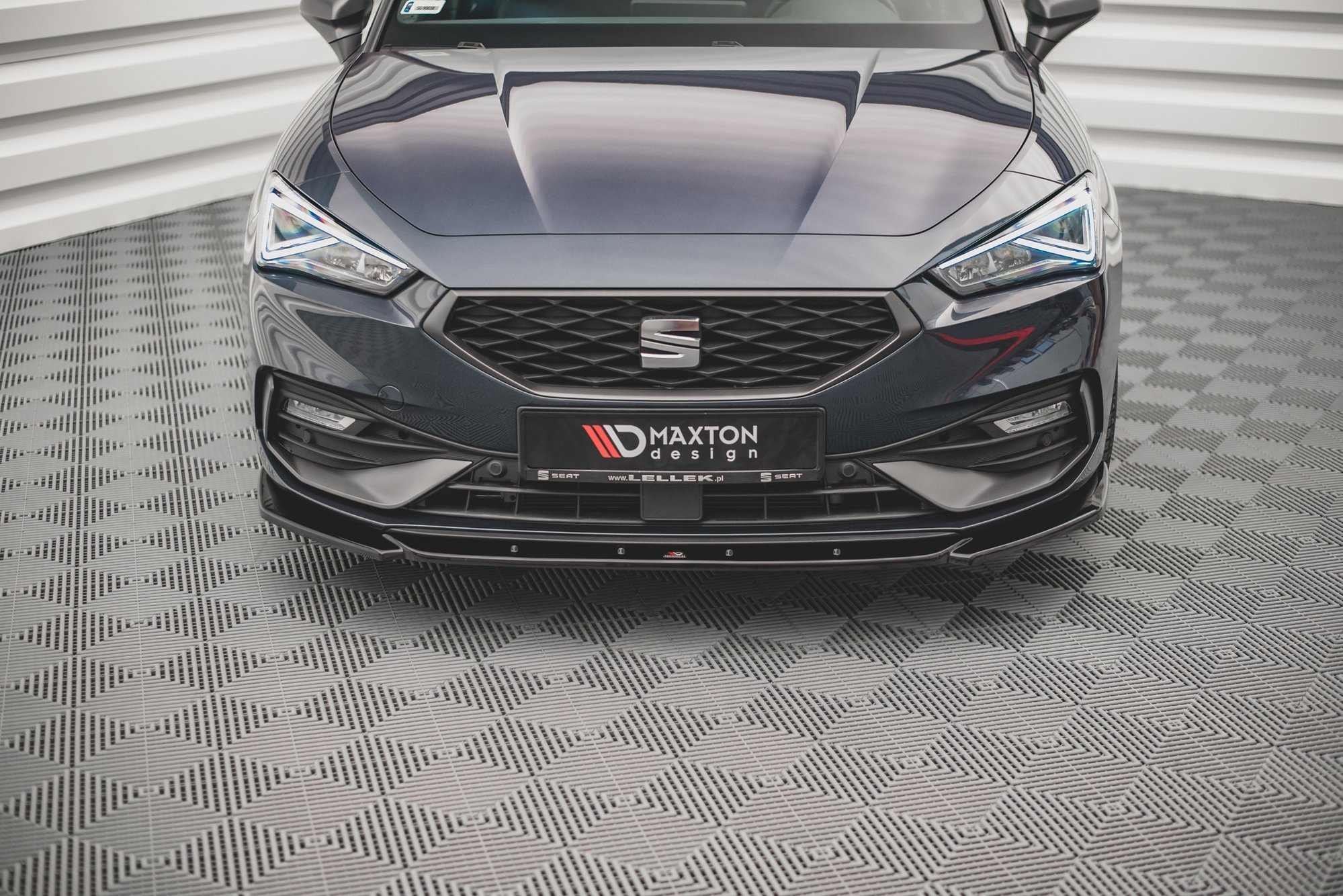 pol_po_Front-Splitter-V-2-Seat-Leon-FR-Mk4-12306_4 pol_po_Front-Splitter-V-2-Seat-Leon-FR-Mk4-12306_4