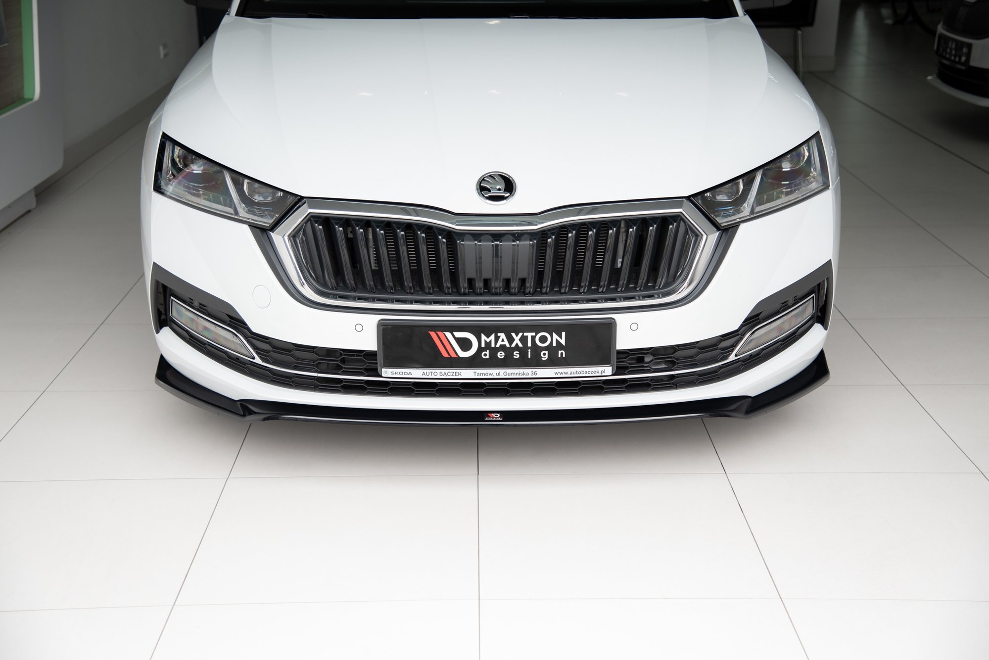 pol_po_Front-Splitter-V-2-Skoda-Octavia-Mk4-10535_2 pol_po_Front-Splitter-V-2-Skoda-Octavia-Mk4-10535_2
