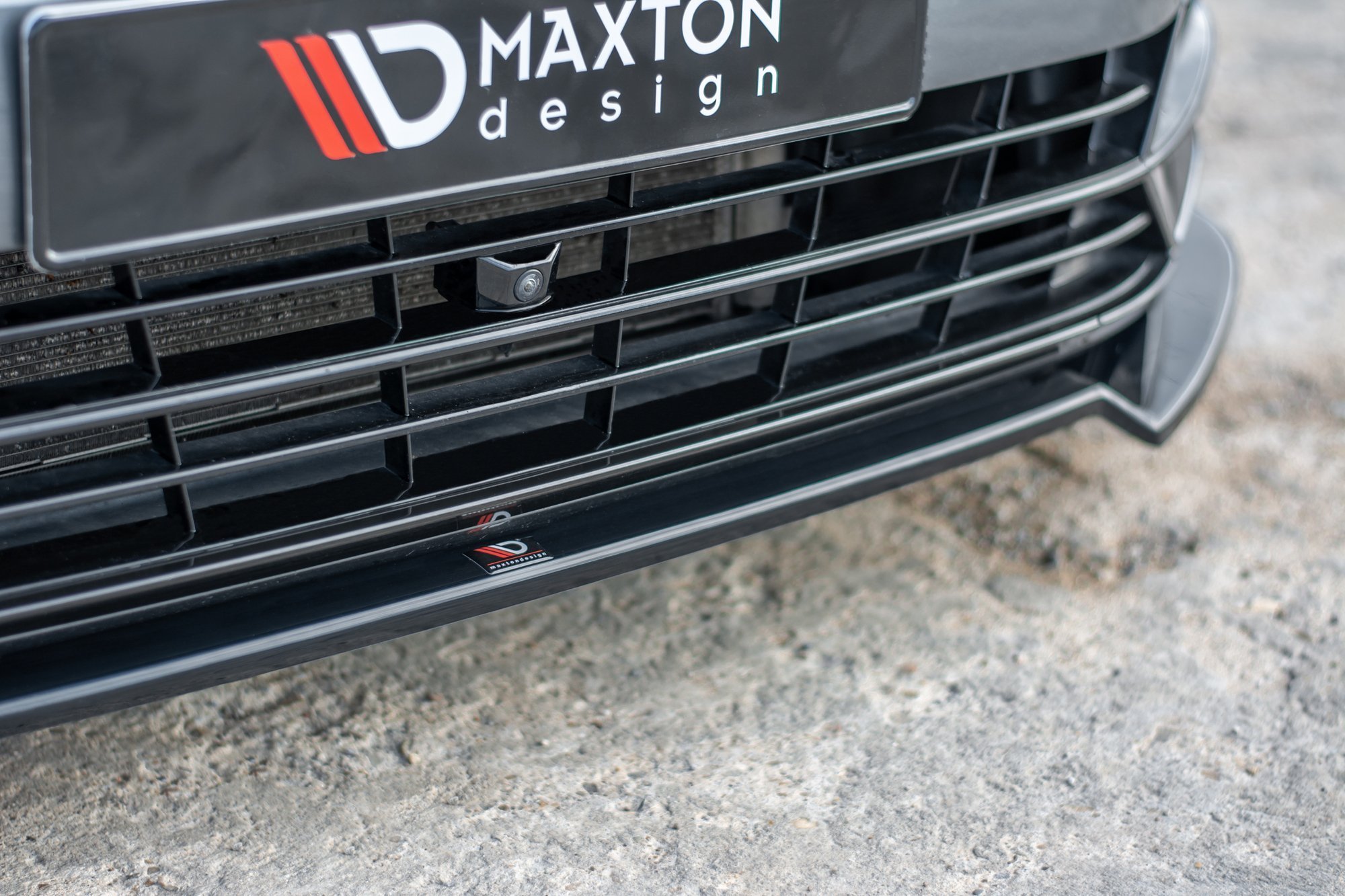 pol_po_Front-Splitter-V-2-Volkswagen-Passat-R-Line-B8-9093_4 pol_po_Front-Splitter-V-2-Volkswagen-Passat-R-Line-B8-9093_4