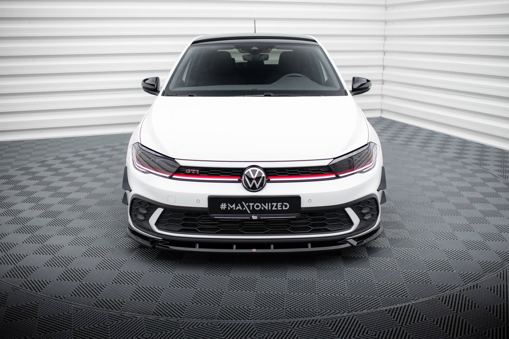 pol_po_Front-Splitter-V-2-Volkswagen-Polo-GTI-Mk6-Facelift-20770_4 pol_po_Front-Splitter-V-2-Volkswagen-Polo-GTI-Mk6-Facelift-20770_4