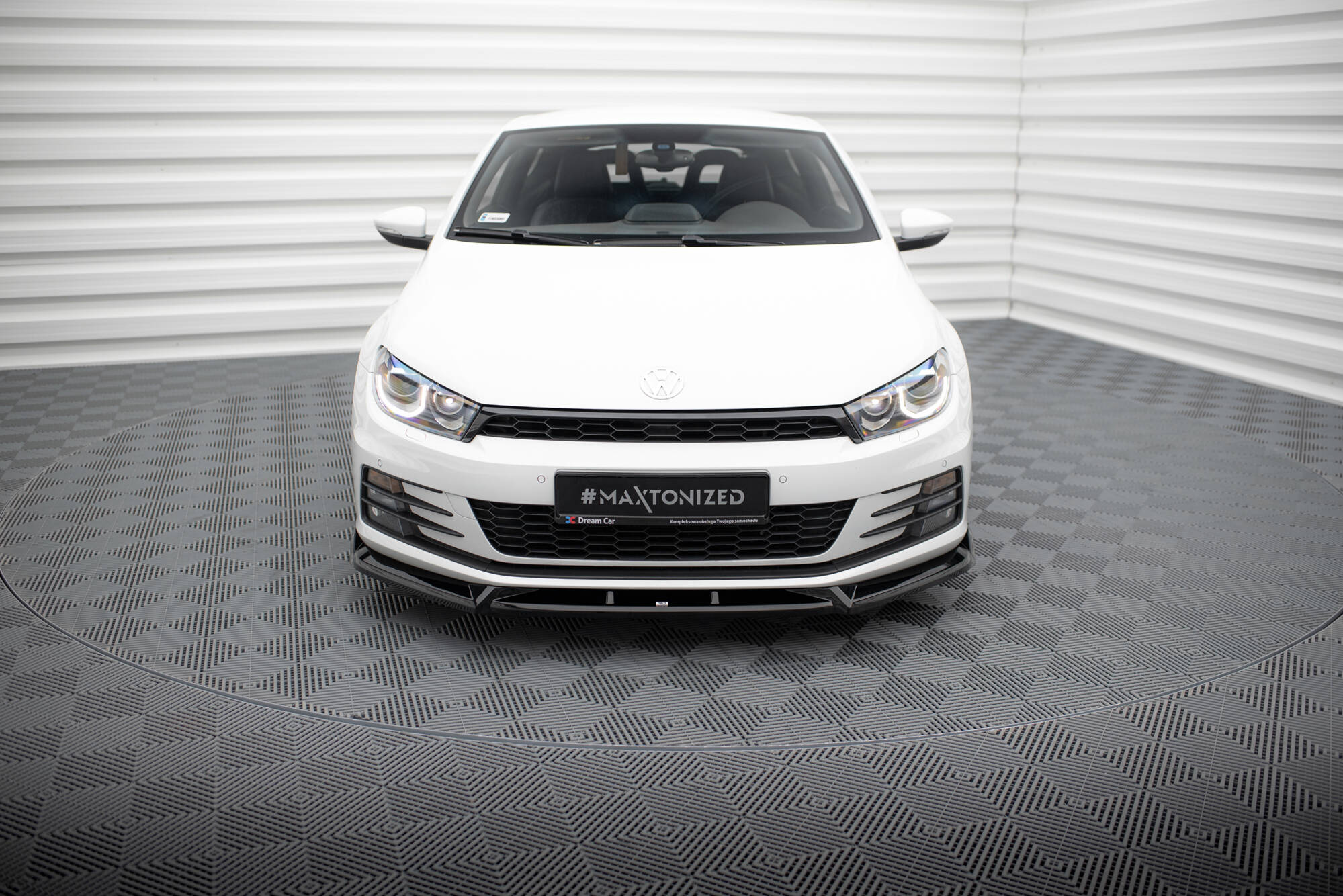 pol_po_Front-Splitter-V-2-Volkswagen-Scirocco-Mk3-Facelift-20106_5 pol_po_Front-Splitter-V-2-Volkswagen-Scirocco-Mk3-Facelift-20106_5