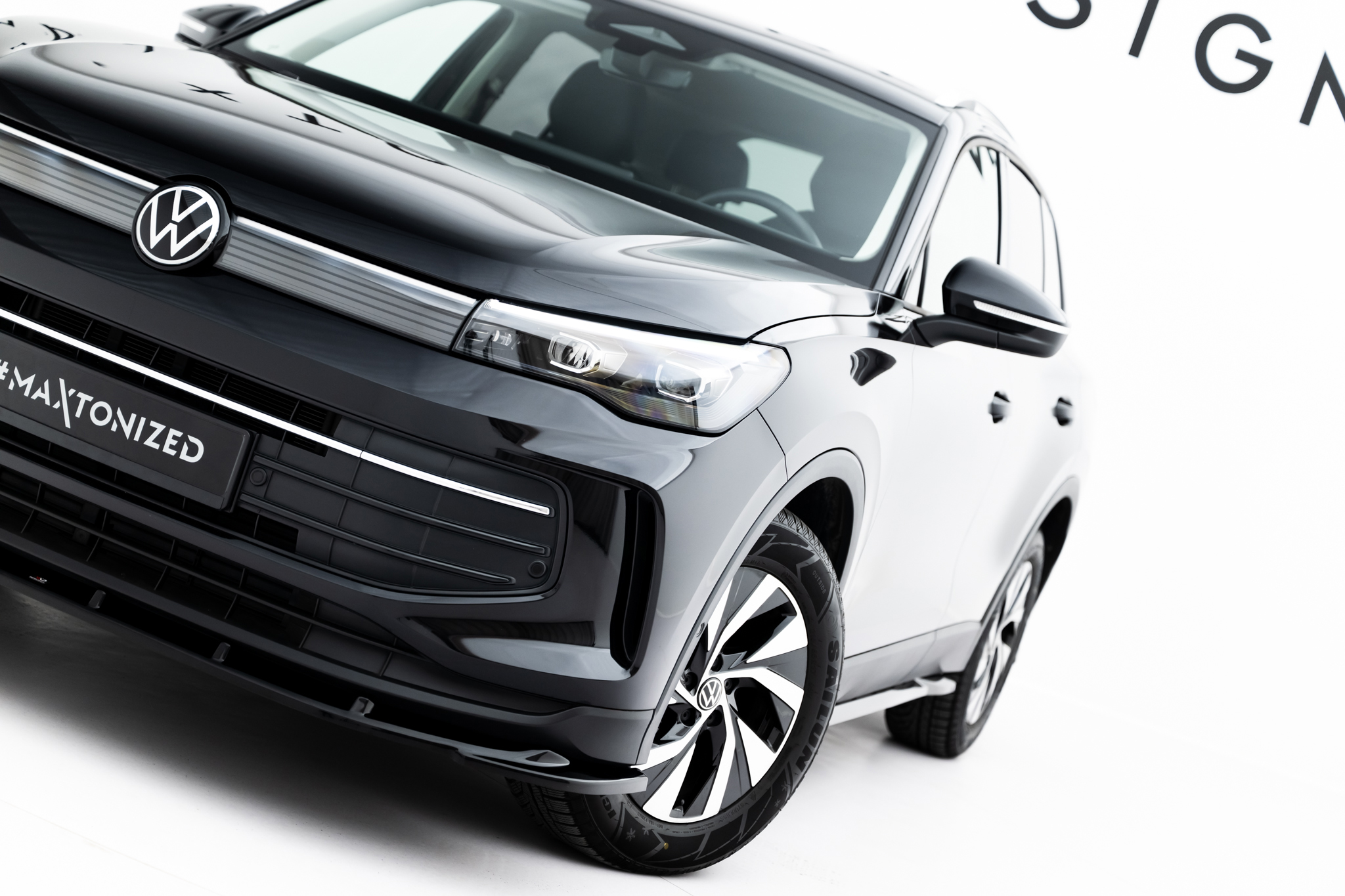 pol_po_Front-Splitter-V-2-Volkswagen-Tiguan-Mk3-22906_1 pol_po_Front-Splitter-V-2-Volkswagen-Tiguan-Mk3-22906_1