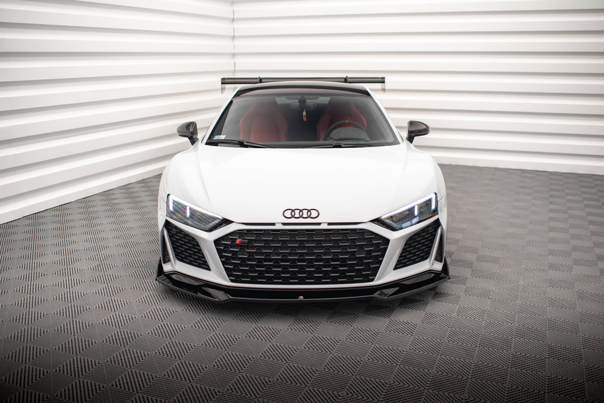 pol_po_Front-Splitter-V-3-Flaps-Audi-R8-Mk2-Facelift-17926_3 pol_po_Front-Splitter-V-3-Flaps-Audi-R8-Mk2-Facelift-17926_3