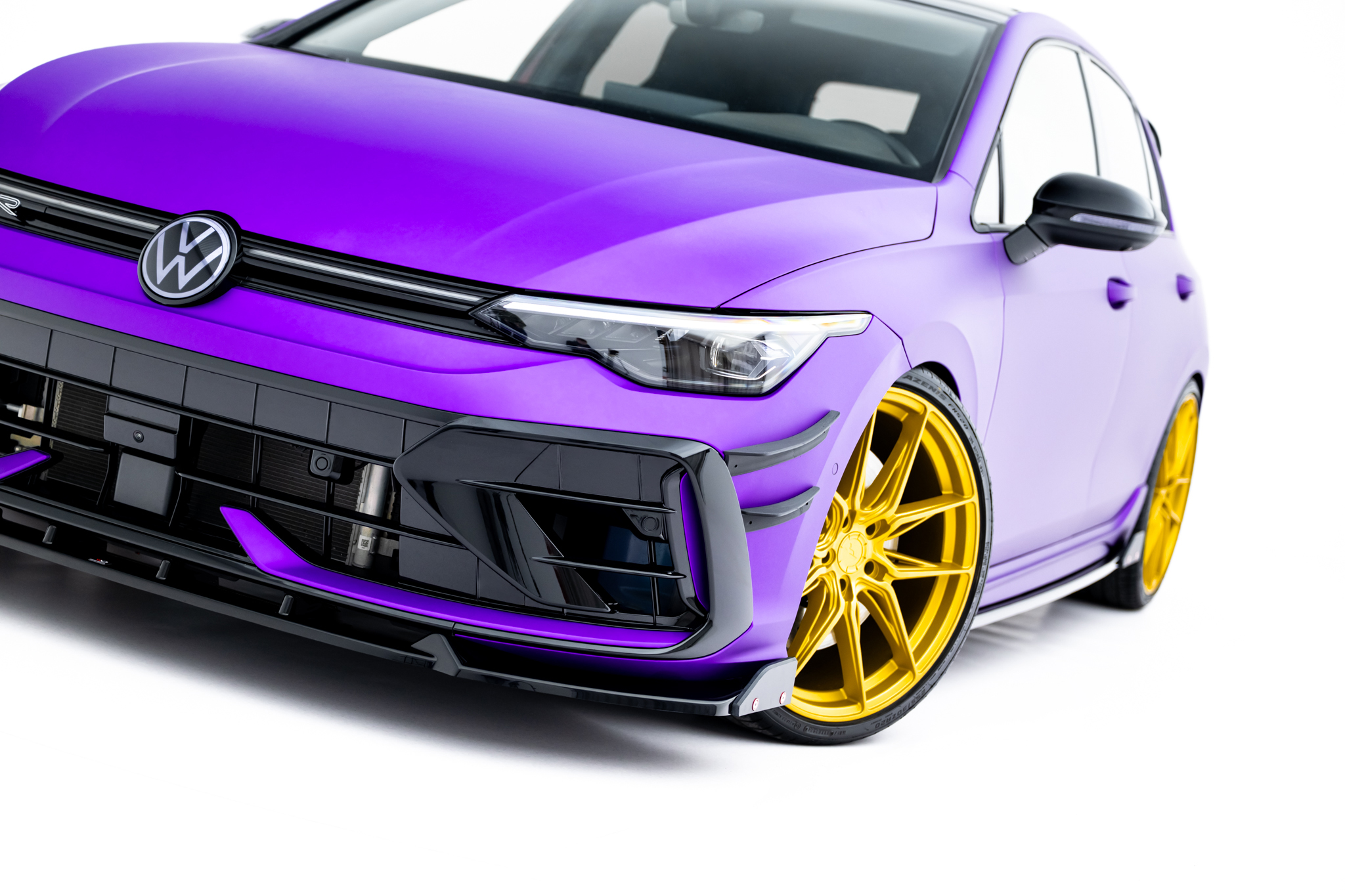 pol_po_Front-Splitter-V-3-Flaps-Volkswagen-Golf-R-Hatchback-Variant-Mk8-Facelift-22987_3 pol_po_Front-Splitter-V-3-Flaps-Volkswagen-Golf-R-Hatchback-Variant-Mk8-Facelift-22987_3