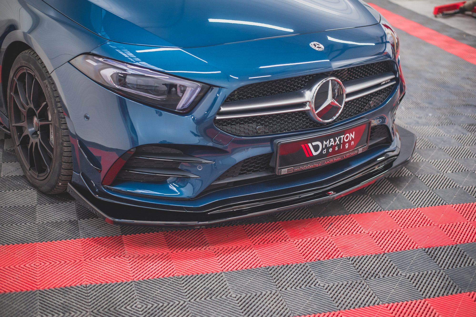 pol_po_Front-Splitter-V-3-Mercedes-A35-AMG-Aero-W177-9432_4 pol_po_Front-Splitter-V-3-Mercedes-A35-AMG-Aero-W177-9432_4