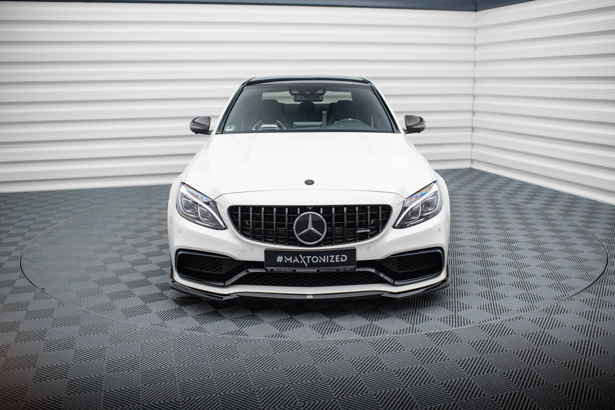 pol_po_Front-Splitter-V-3-Mercedes-AMG-C63-Sedan-Estate-W205-S205-20579_4 pol_po_Front-Splitter-V-3-Mercedes-AMG-C63-Sedan-Estate-W205-S205-20579_4