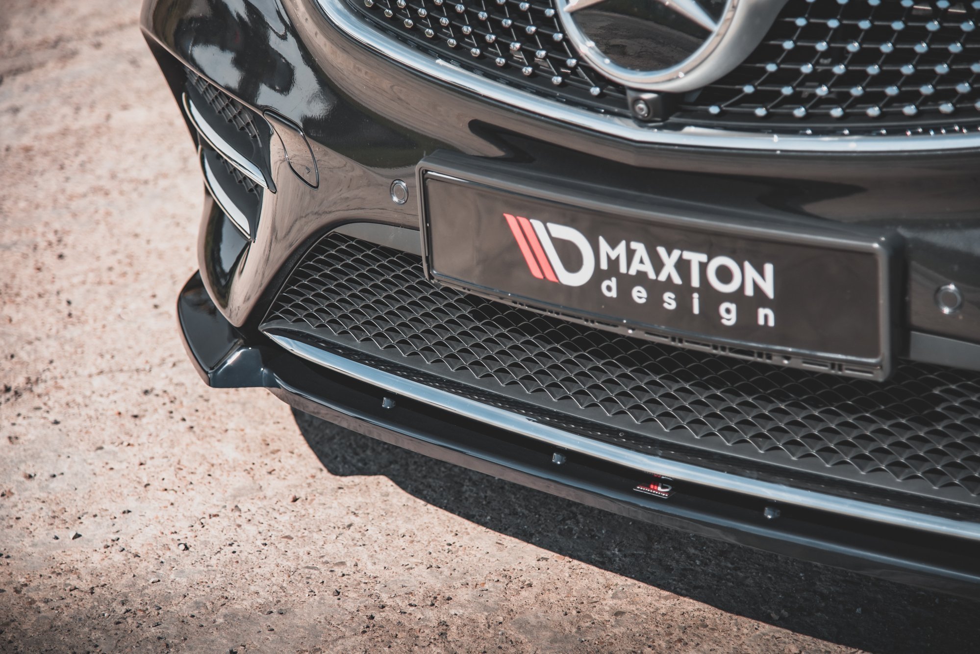 pol_po_Front-Splitter-V-3-Mercedes-Benz-V-Class-AMG-Line-W447-11268_8 pol_po_Front-Splitter-V-3-Mercedes-Benz-V-Class-AMG-Line-W447-11268_8