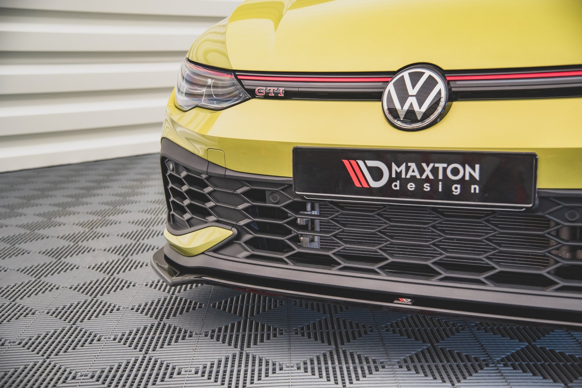 pol_po_Front-Splitter-V-3-Volkswagen-Golf-GTI-Clubsport-Mk8-12359_7 pol_po_Front-Splitter-V-3-Volkswagen-Golf-GTI-Clubsport-Mk8-12359_7