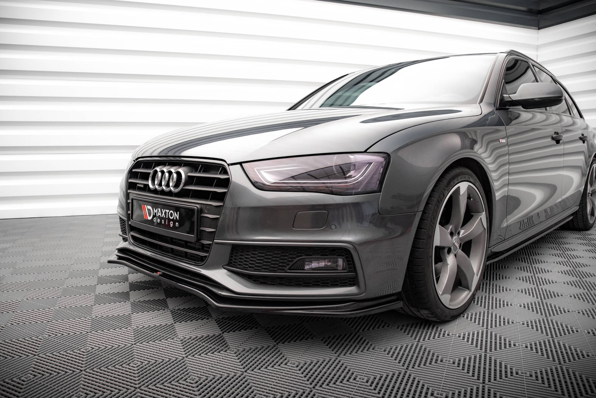 pol_po_Front-Splitter-V-4-Audi-A4-S-Line-S4-B8-Facelift-20222_3 pol_po_Front-Splitter-V-4-Audi-A4-S-Line-S4-B8-Facelift-20222_3