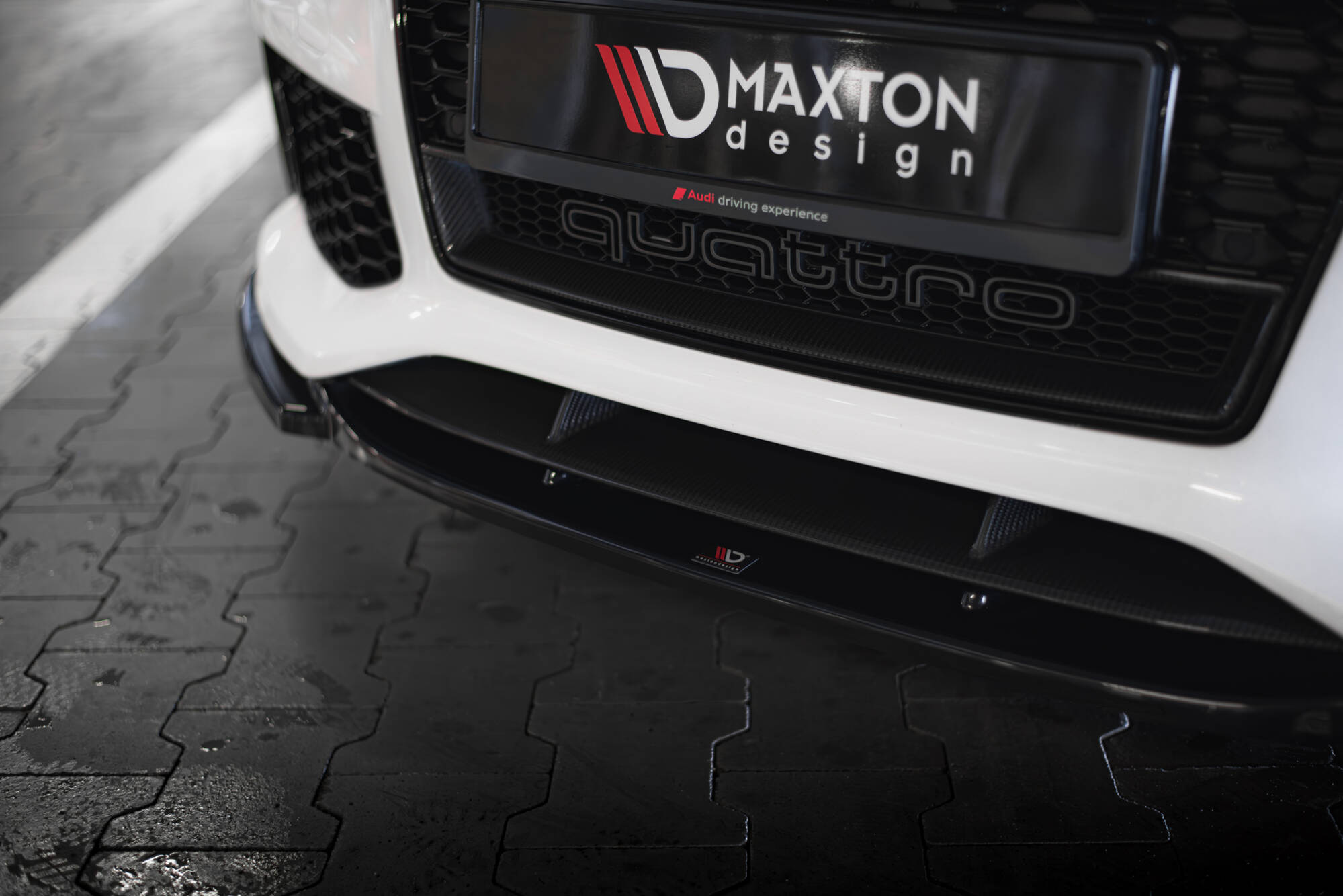 pol_po_Front-Splitter-V-4-Audi-RS7-C7-20272_5 pol_po_Front-Splitter-V-4-Audi-RS7-C7-20272_5