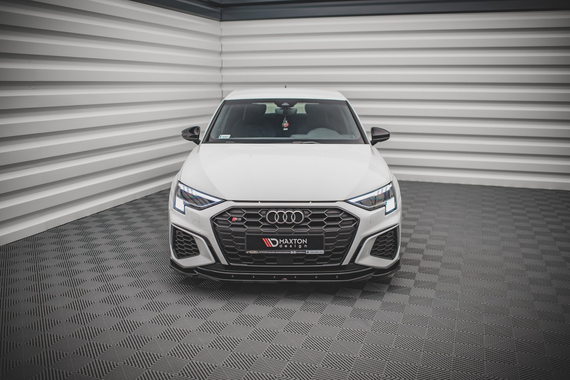 pol_po_Front-Splitter-V-4-Audi-S3-A3-S-Line-8Y-13328_3 pol_po_Front-Splitter-V-4-Audi-S3-A3-S-Line-8Y-13328_3