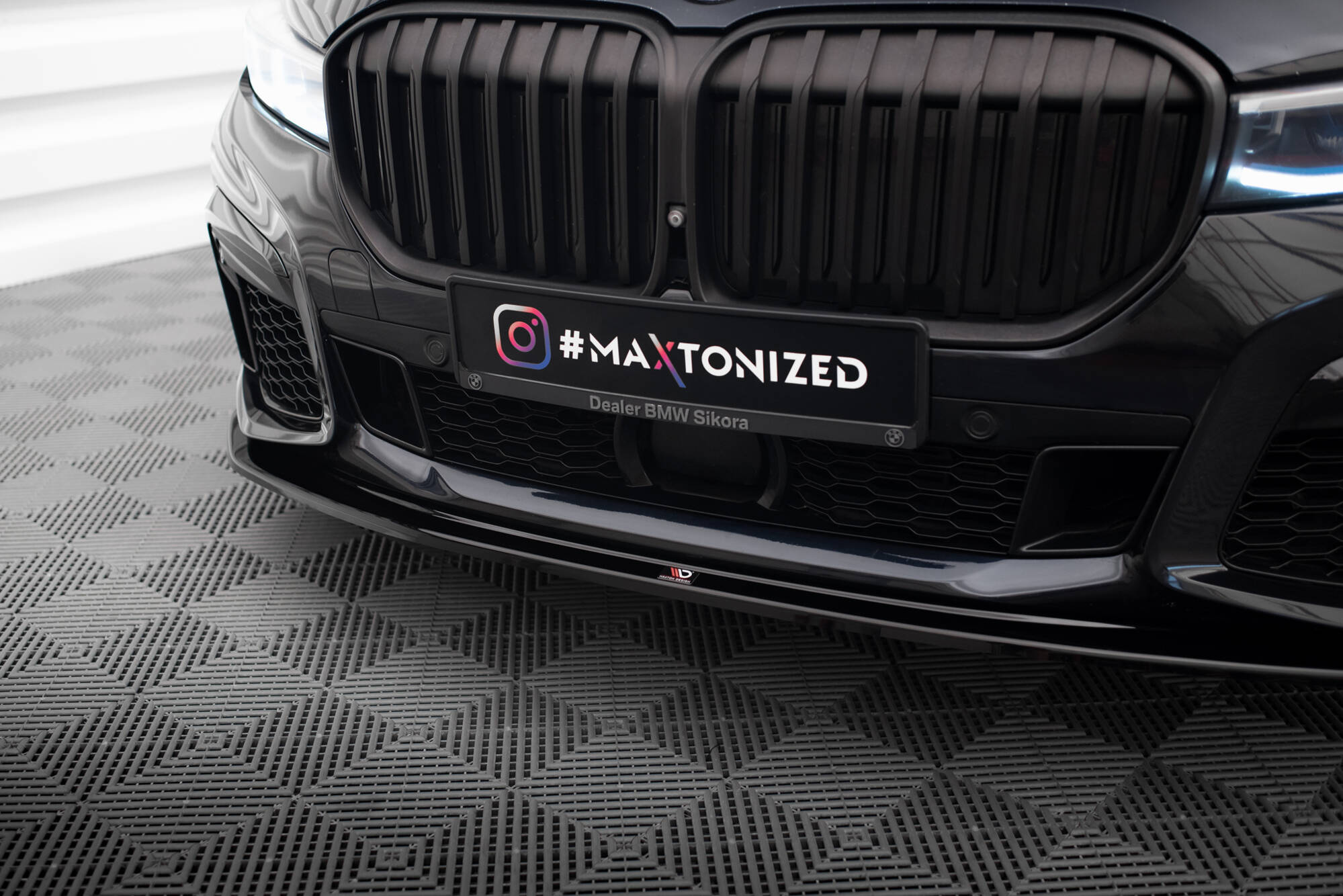 pol_po_Front-Splitter-V-4-BMW-7-M-Pack-G11-G12-Facelift-20885_3 pol_po_Front-Splitter-V-4-BMW-7-M-Pack-G11-G12-Facelift-20885_3