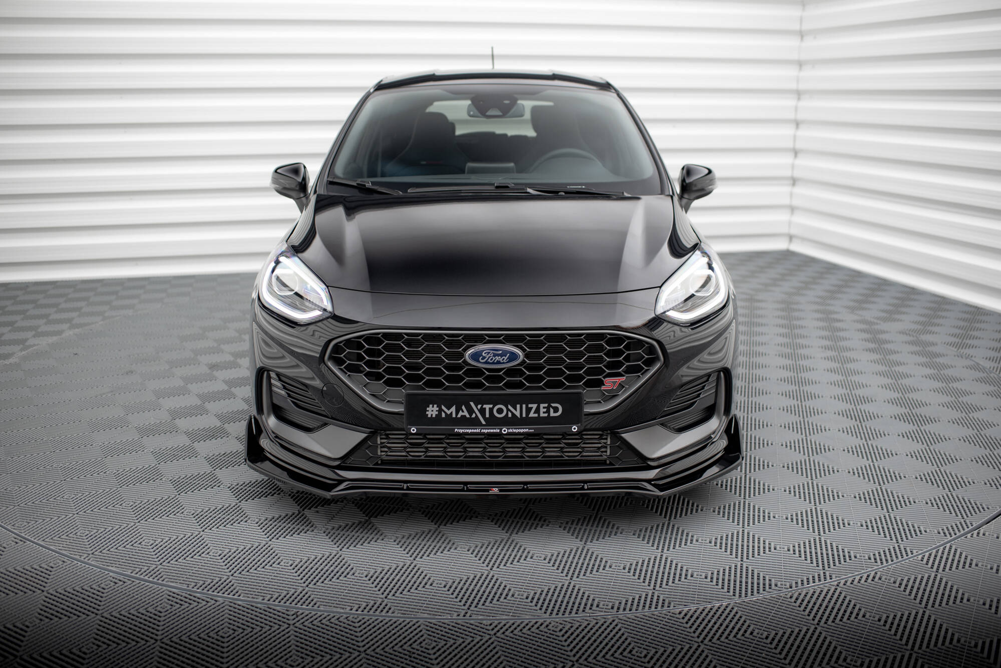 pol_po_Front-Splitter-V-4-Flaps-Ford-Fiesta-ST-ST-line-Mk8-Facelift-20202_5 pol_po_Front-Splitter-V-4-Flaps-Ford-Fiesta-ST-ST-line-Mk8-Facelift-20202_5