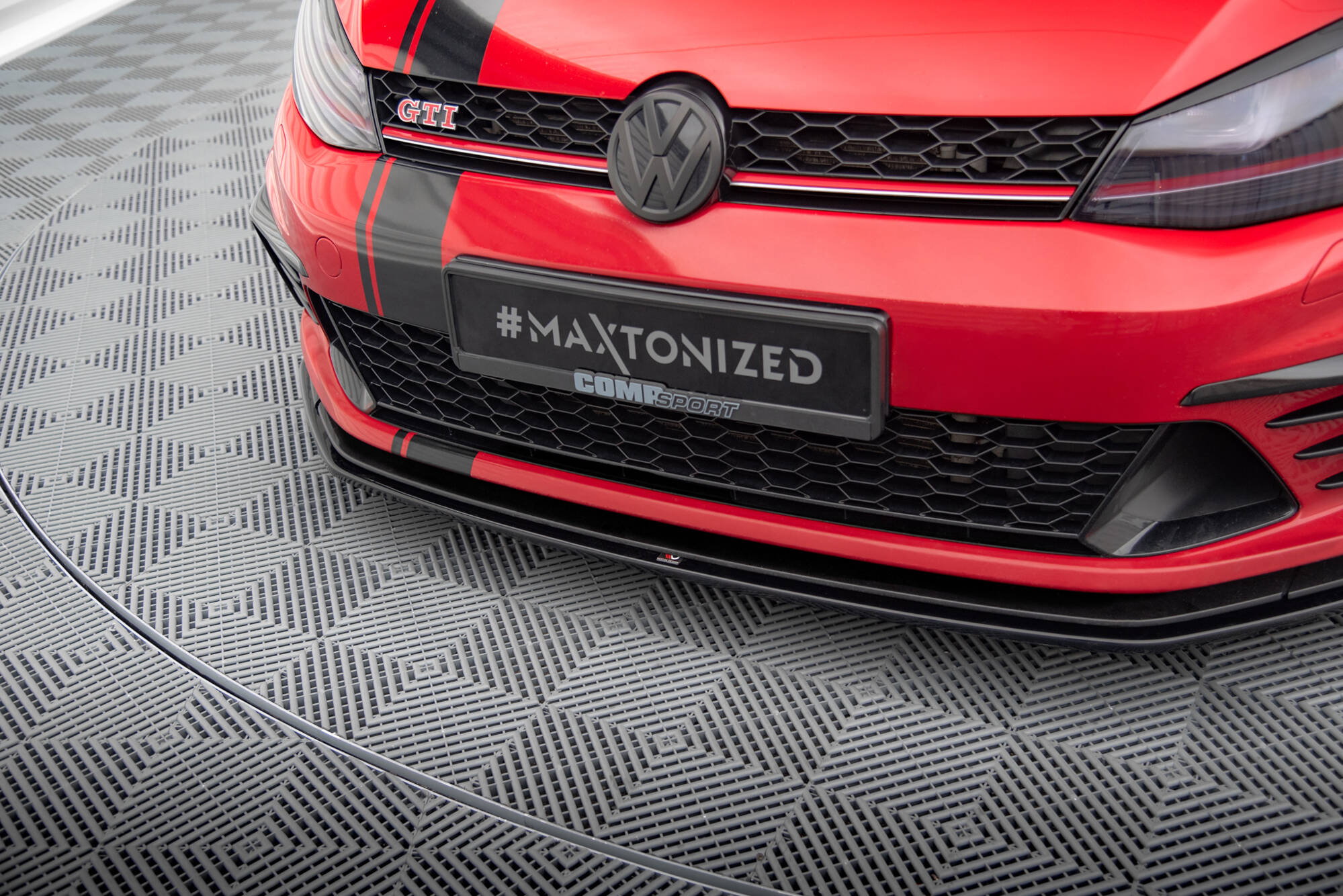 pol_po_Front-Splitter-Volkswagen-Golf-GTI-Clubsport-Mk7-7720_6 pol_po_Front-Splitter-Volkswagen-Golf-GTI-Clubsport-Mk7-7720_6