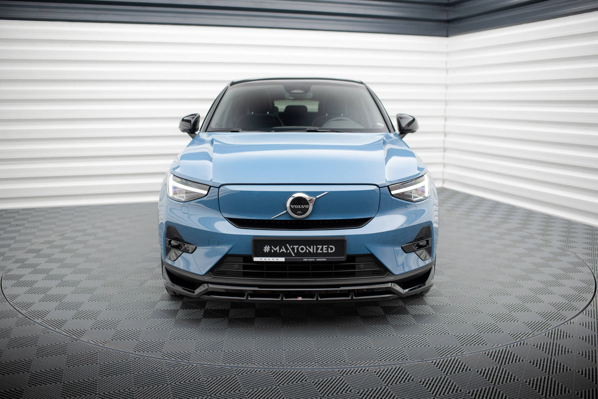 pol_po_Front-Splitter-Volvo-C40-Mk1-18991_6 pol_po_Front-Splitter-Volvo-C40-Mk1-18991_6