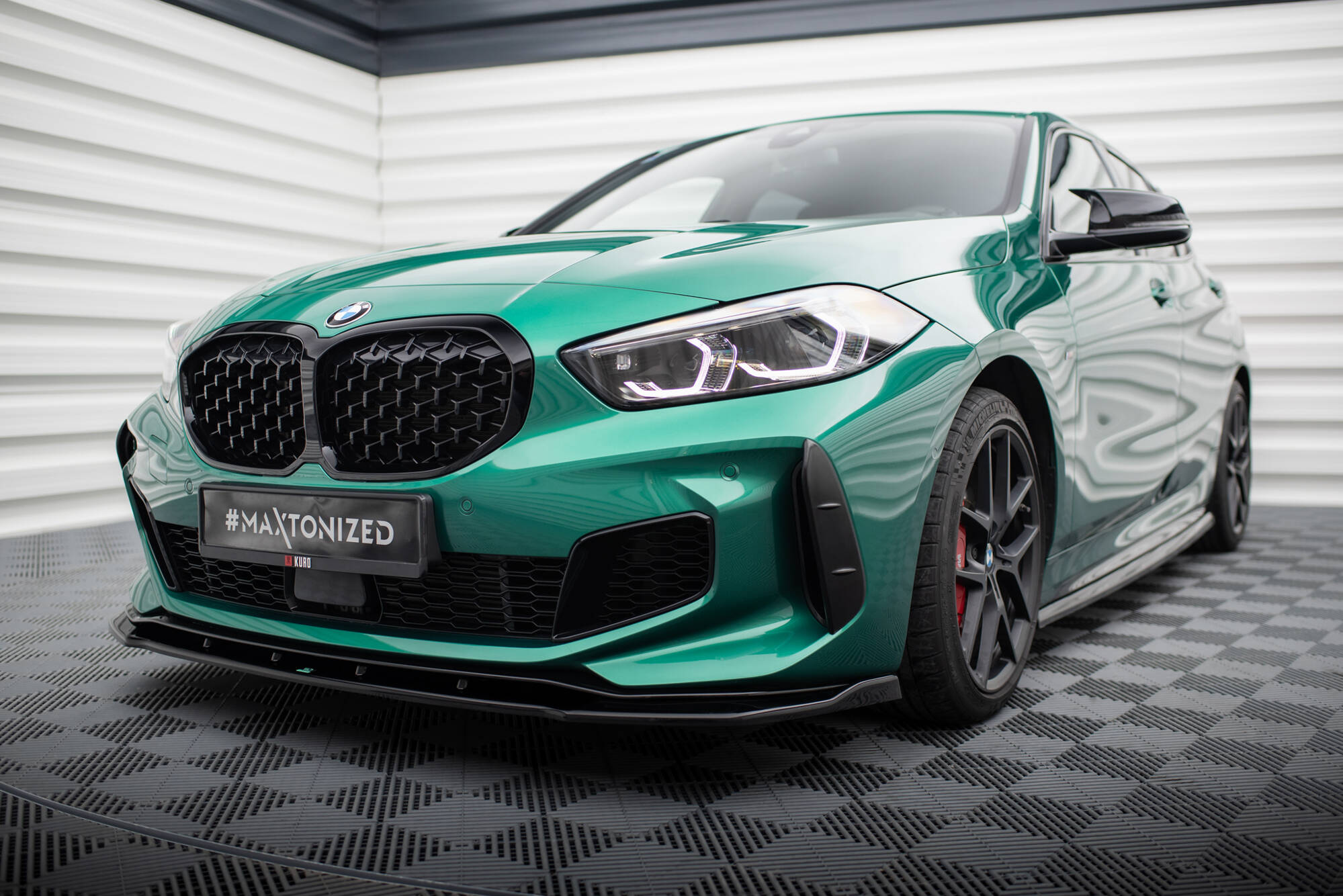 pol_po_Front-bumper-air-intake-covers-BMW-1-F40-M-Pack-M135i-20873_4 pol_po_Front-bumper-air-intake-covers-BMW-1-F40-M-Pack-M135i-20873_4