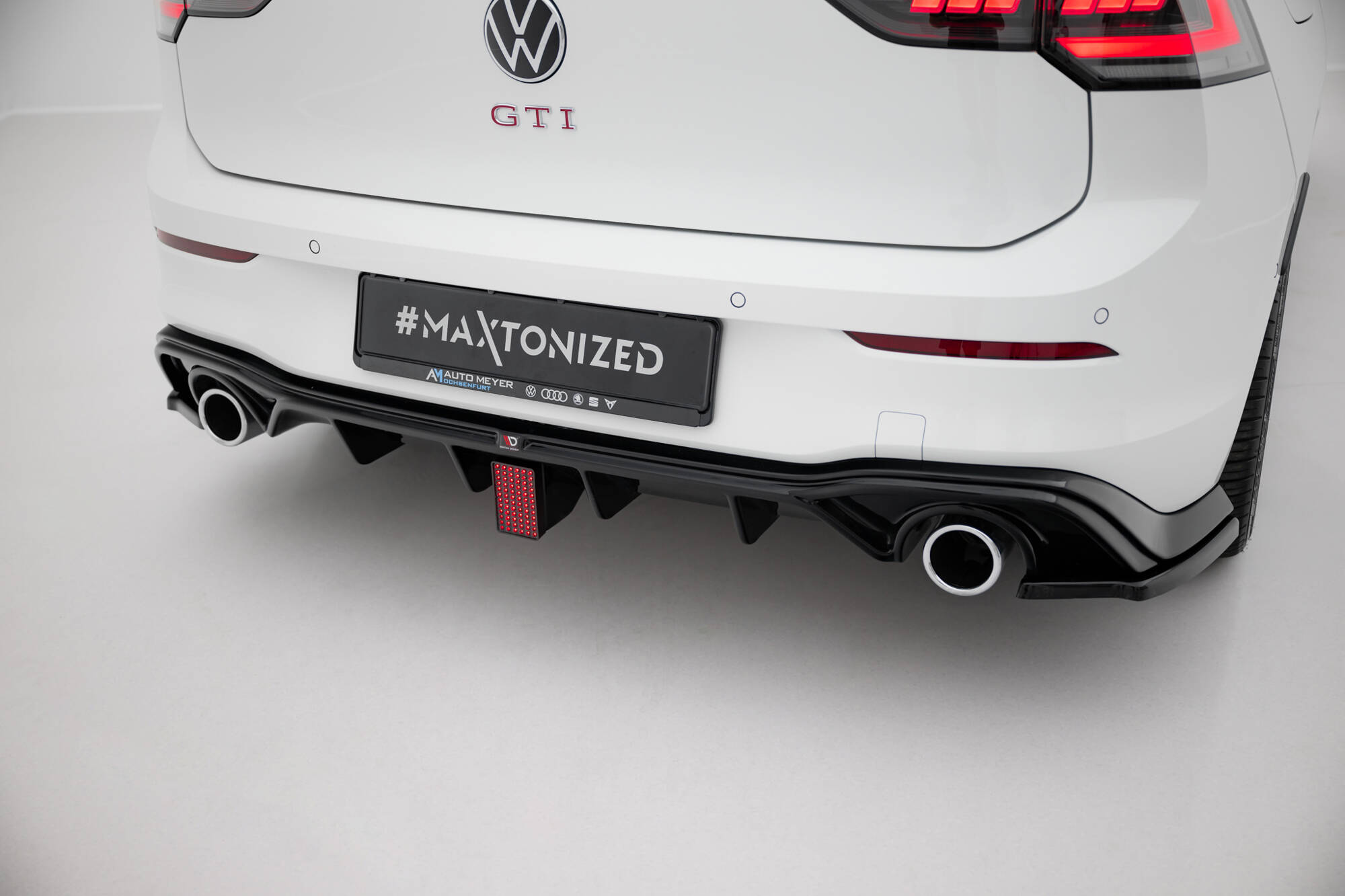 pol_po_Led-Stop-Light-Volkswagen-Golf-GTI-Mk8-20584_4 pol_po_Led-Stop-Light-Volkswagen-Golf-GTI-Mk8-20584_4