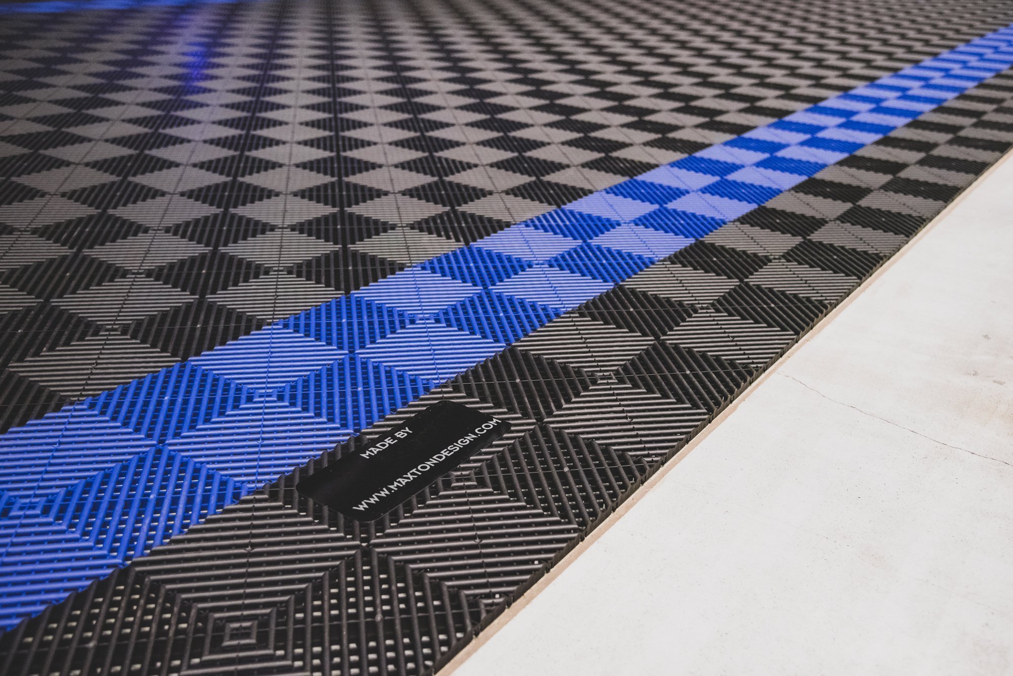 pol_po_Modular-MAXTON-Floor-Edge-Tile-Female-Loops-10898_3 pol_po_Modular-MAXTON-Floor-Edge-Tile-Female-Loops-10898_3