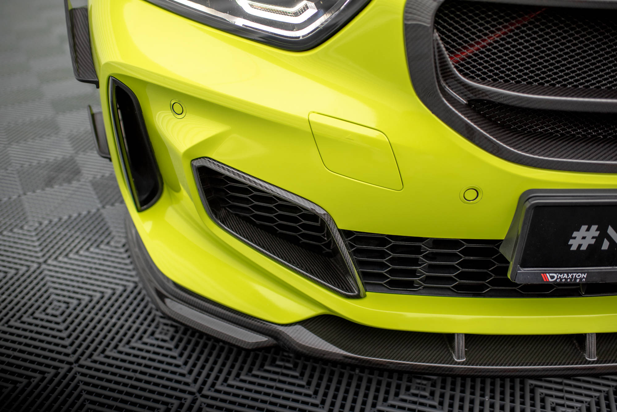pol_po_Prepreg-Carbon-Fiber-Front-Bumper-Side-Vents-BMW-1-F40-M-Pack-M135i-18758_1 pol_po_Prepreg-Carbon-Fiber-Front-Bumper-Side-Vents-BMW-1-F40-M-Pack-M135i-18758_1
