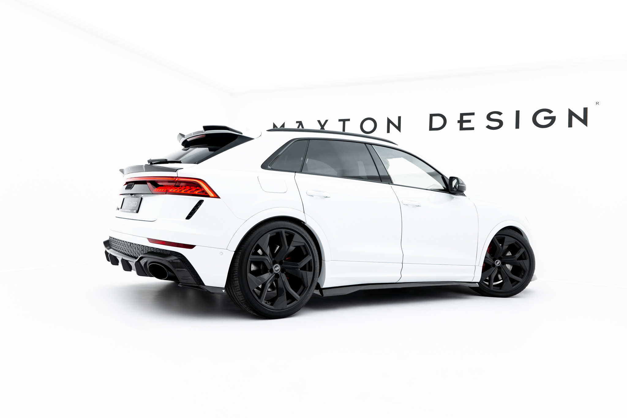 pol_po_Prepreg-Carbon-Fiber-Side-Skirts-Audi-RSQ8-Mk1-19363_2 pol_po_Prepreg-Carbon-Fiber-Side-Skirts-Audi-RSQ8-Mk1-19363_2