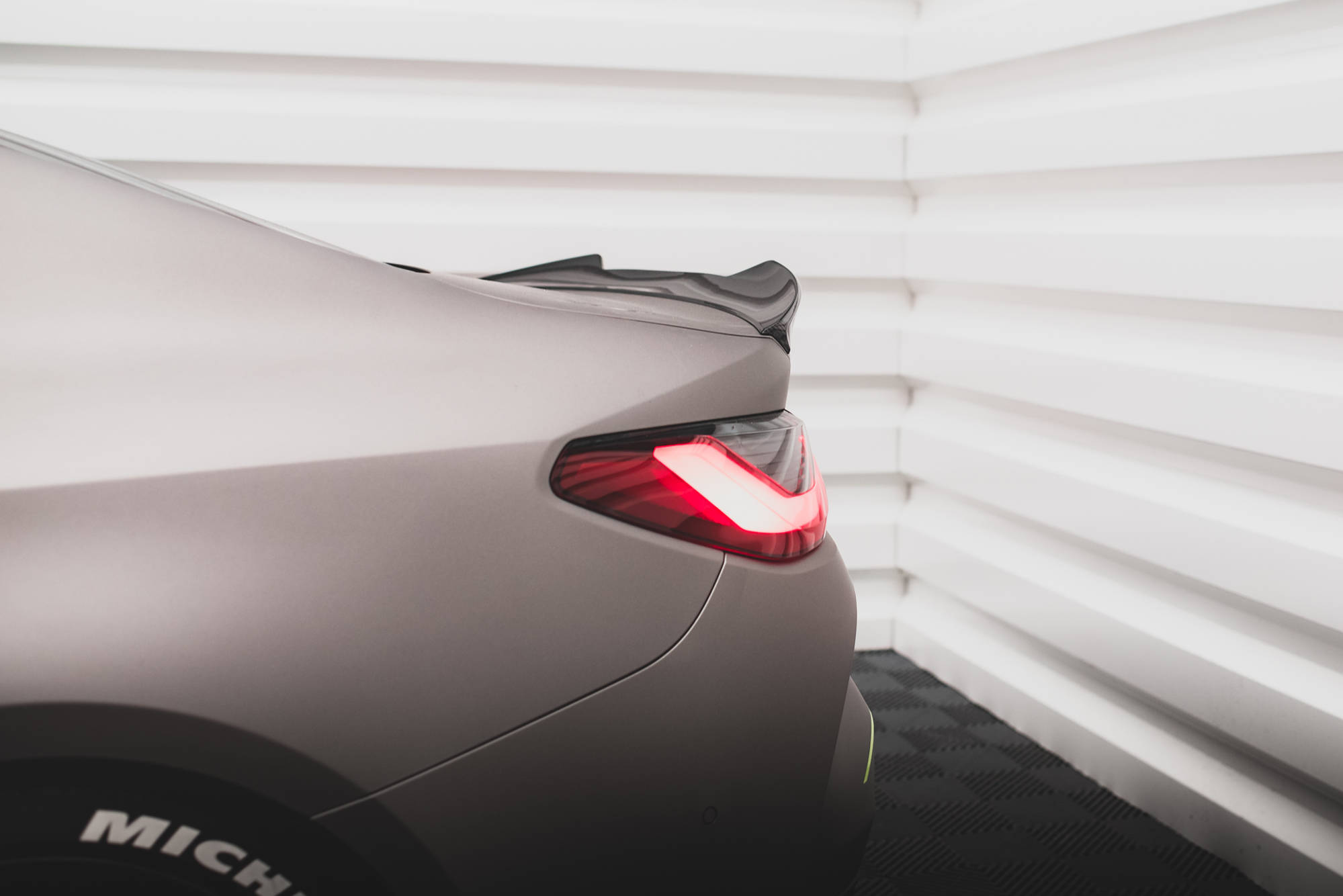 pol_po_Prepreg-Carbon-Fiber-Tailgate-Spoiler-BMW-M4-G82-G82-Facelift-M440i-4-M-Pack-G22-G22-Facelift-17319_3 pol_po_Prepreg-Carbon-Fiber-Tailgate-Spoiler-BMW-M4-G82-G82-Facelift-M440i-4-M-Pack-G22-G22-Facelift-17319_3