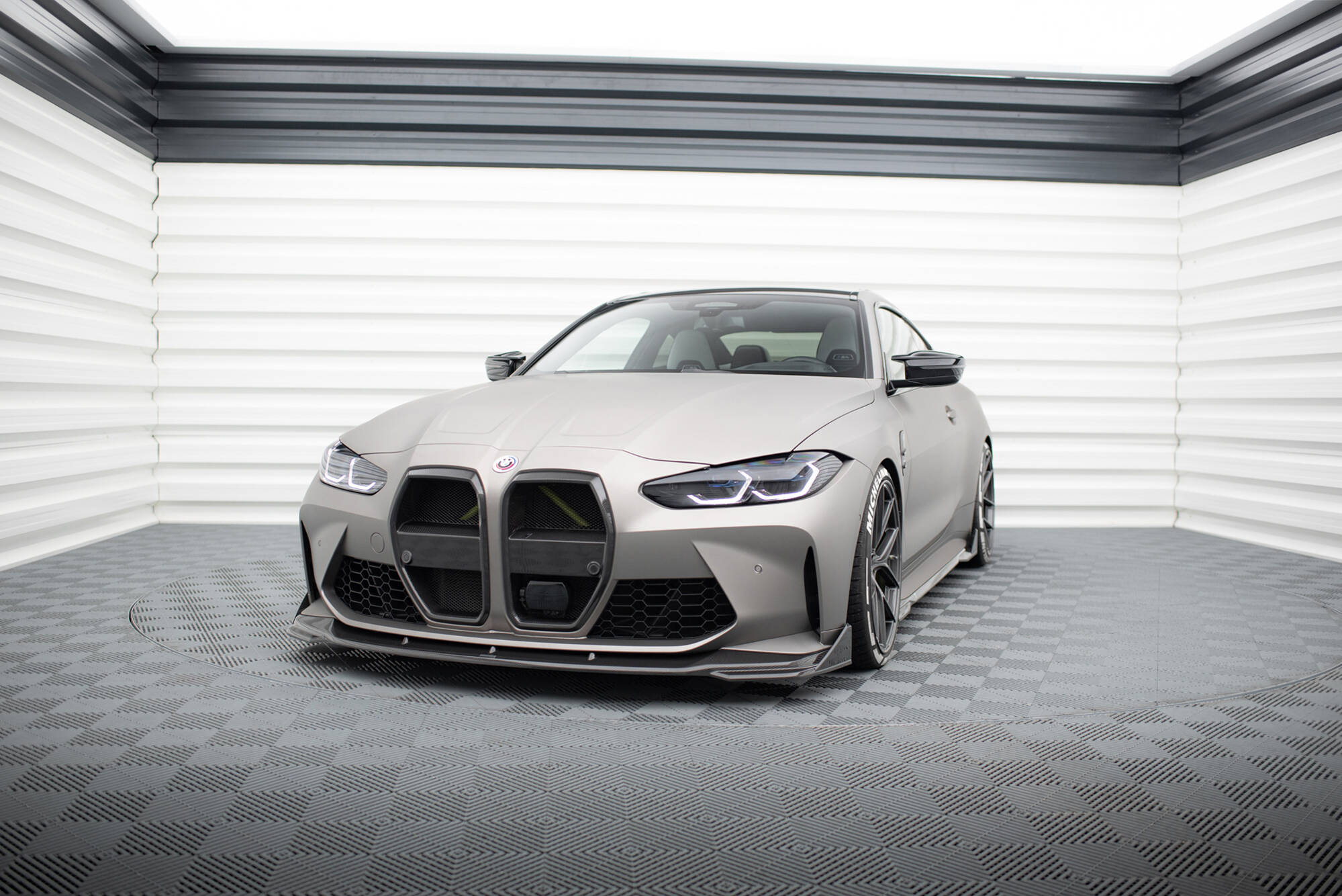 pol_po_Prepreg-Carbon-Front-Flaps-BMW-M4-G82-G82-Facelift-20899_6 pol_po_Prepreg-Carbon-Front-Flaps-BMW-M4-G82-G82-Facelift-20899_6