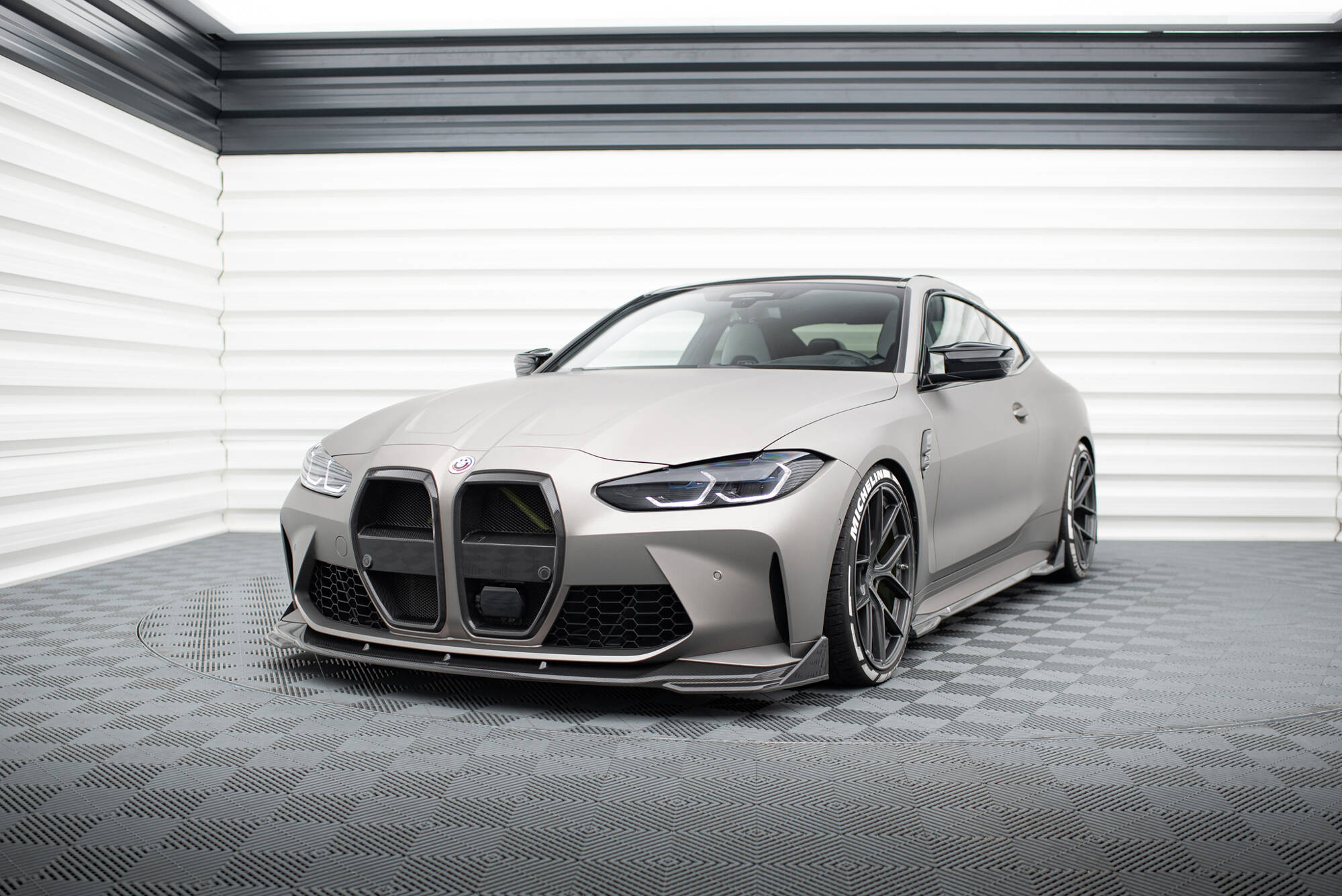 pol_po_Prepreg-Carbon-Front-Flaps-BMW-M4-G82-G82-Facelift-20899_7 pol_po_Prepreg-Carbon-Front-Flaps-BMW-M4-G82-G82-Facelift-20899_7