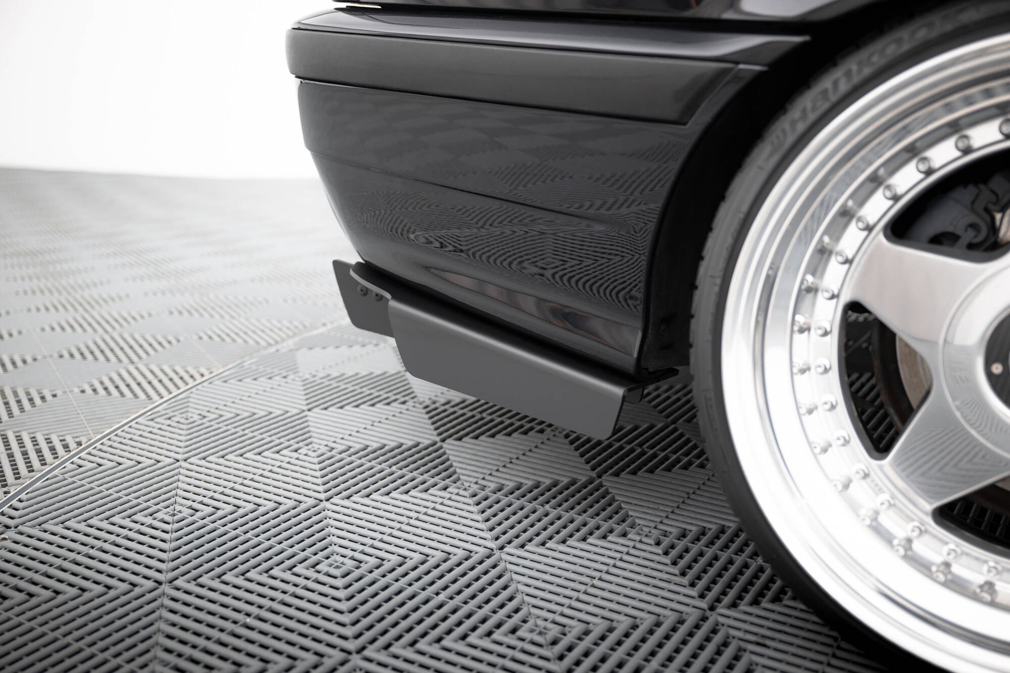 pol_po_REAR-DIFFUSER-BMW-M3-3-M-Pack-E36-Coupe-1829_11 pol_po_REAR-DIFFUSER-BMW-M3-3-M-Pack-E36-Coupe-1829_11