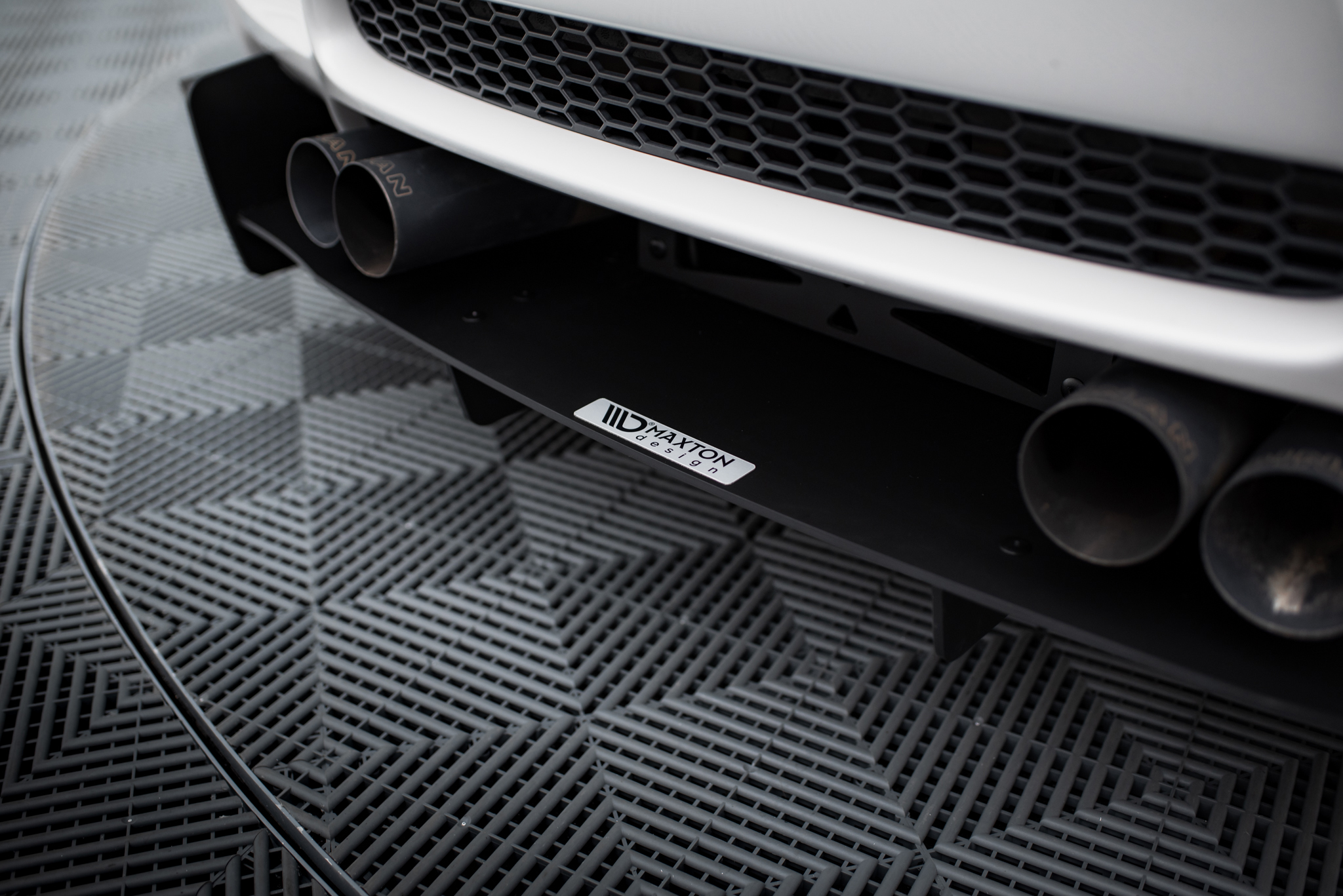 pol_po_REAR-DIFFUSER-BMW-M3-E92-E93-1778_1 pol_po_REAR-DIFFUSER-BMW-M3-E92-E93-1778_1