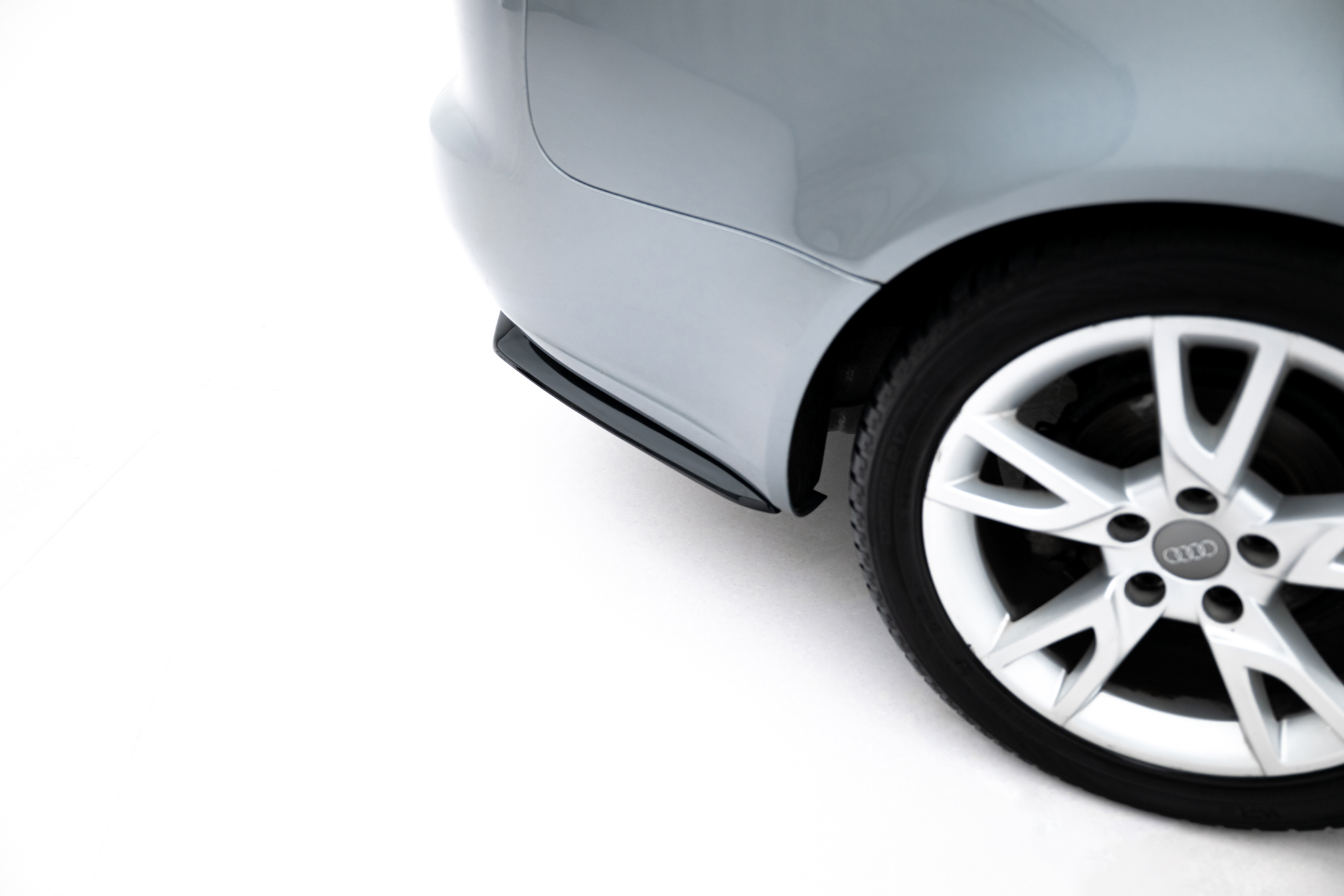 pol_po_REAR-SIDE-SPLITTERS-AUDI-A4-B7-1076_3 pol_po_REAR-SIDE-SPLITTERS-AUDI-A4-B7-1076_3