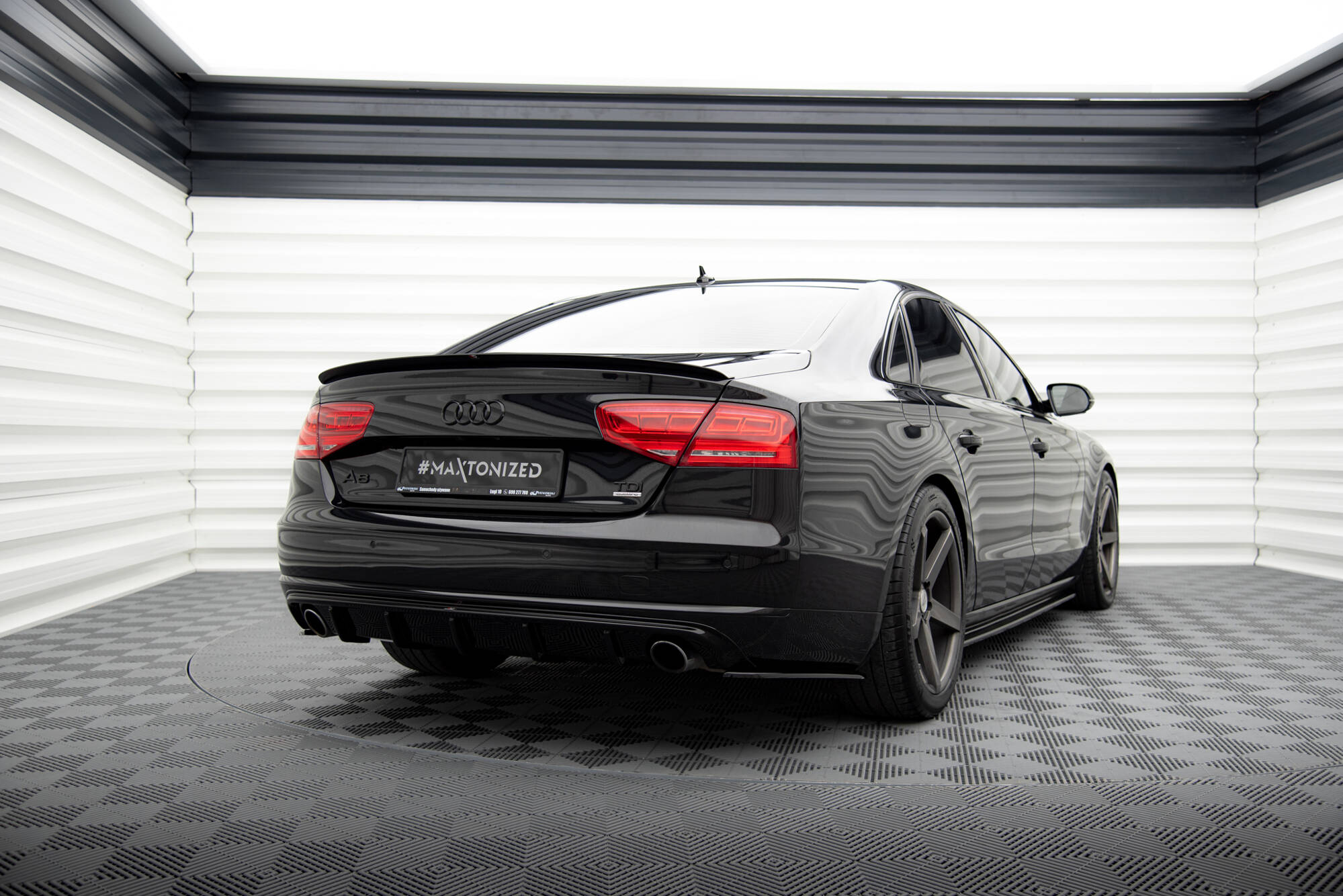 pol_po_REAR-SIDE-SPLITTERS-Audi-A8-D4-5710_2 pol_po_REAR-SIDE-SPLITTERS-Audi-A8-D4-5710_2
