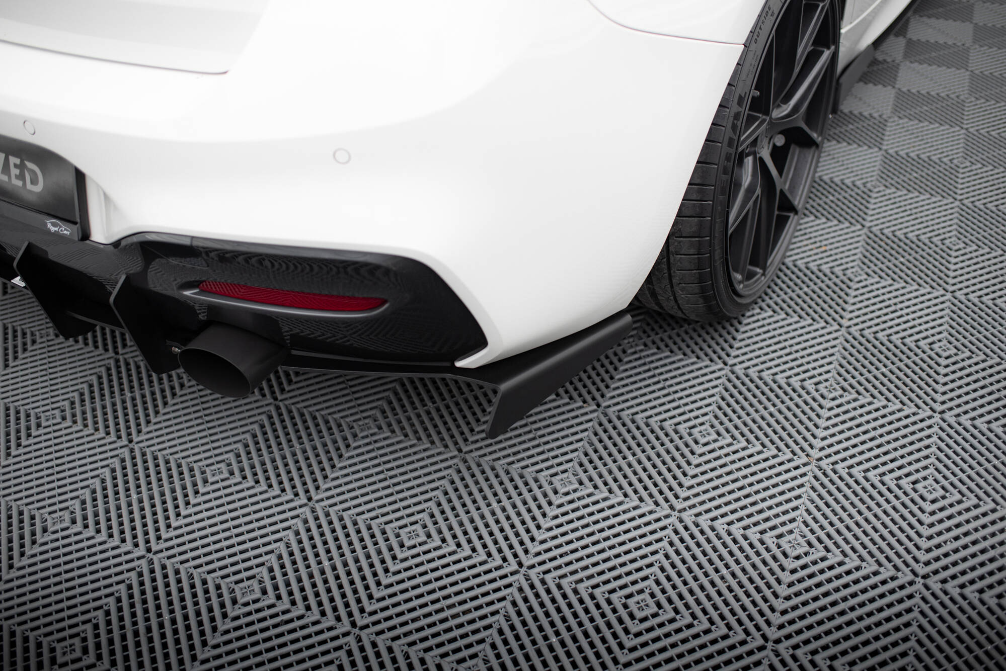 pol_po_REAR-SIDE-SPLITTERS-BMW-1-F20-F21-M-Power-FACELIFT-6636_8 pol_po_REAR-SIDE-SPLITTERS-BMW-1-F20-F21-M-Power-FACELIFT-6636_8