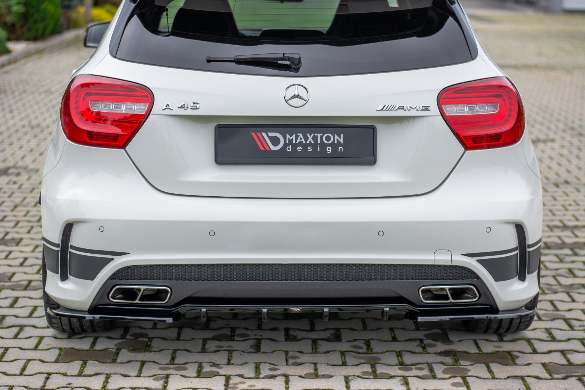 pol_po_REAR-SIDE-SPLITTERS-Mercedes-A45-AMG-W176-8638_1 pol_po_REAR-SIDE-SPLITTERS-Mercedes-A45-AMG-W176-8638_1