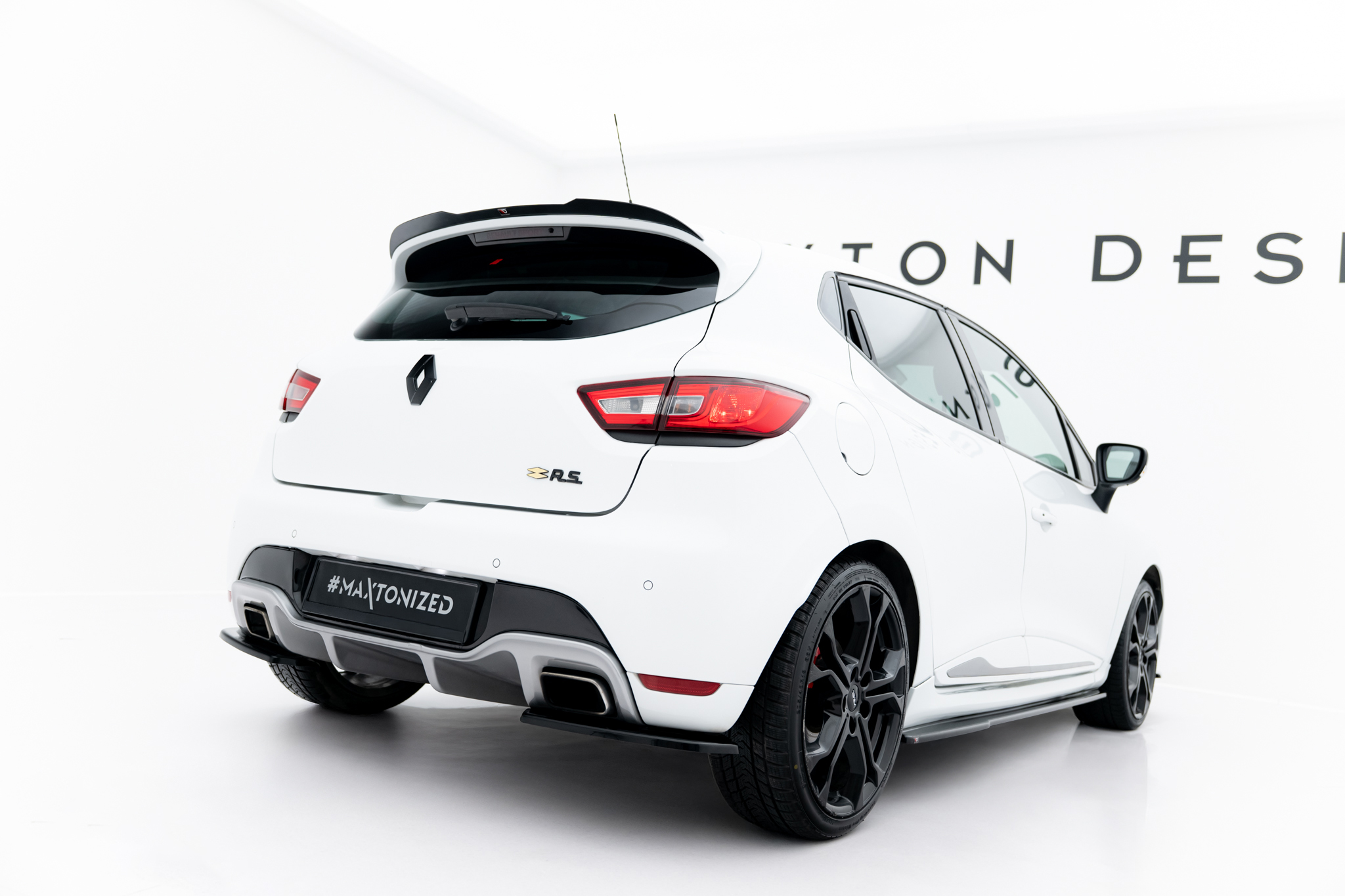 pol_po_REAR-SIDE-SPLITTERS-RENAULT-CLIO-MK4-RS-6490_2 pol_po_REAR-SIDE-SPLITTERS-RENAULT-CLIO-MK4-RS-6490_2