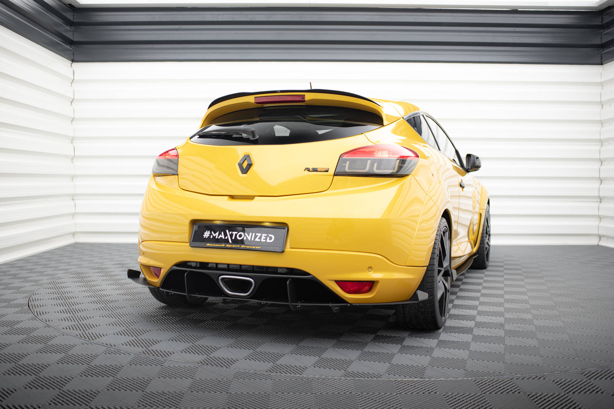 pol_po_REAR-SIDE-SPLITTERS-RENAULT-MEGANE-MK3-RS-1886_2 pol_po_REAR-SIDE-SPLITTERS-RENAULT-MEGANE-MK3-RS-1886_2