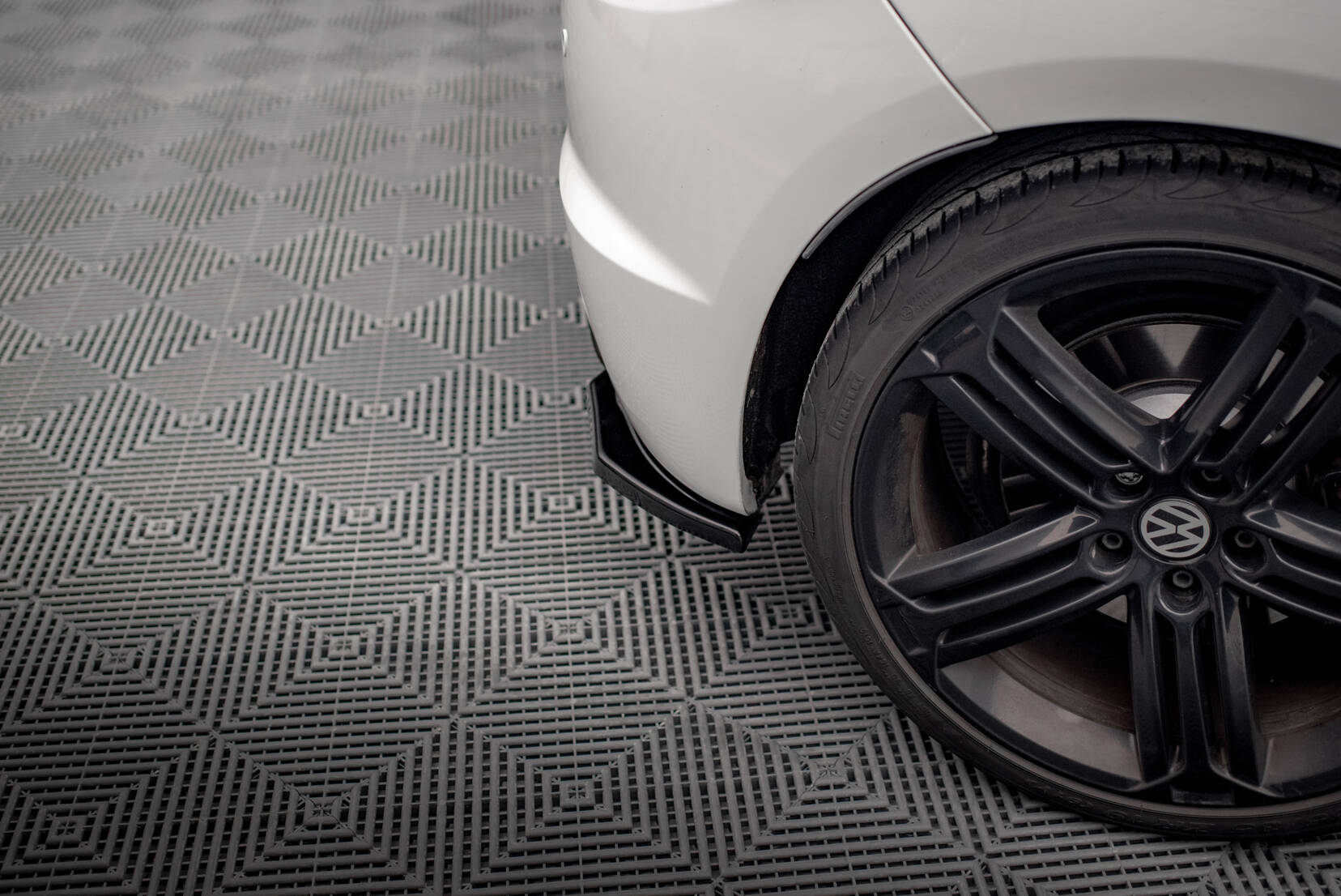 pol_po_REAR-SIDE-SPLITTERS-VW-SCIROCCO-R-1170_4 pol_po_REAR-SIDE-SPLITTERS-VW-SCIROCCO-R-1170_4