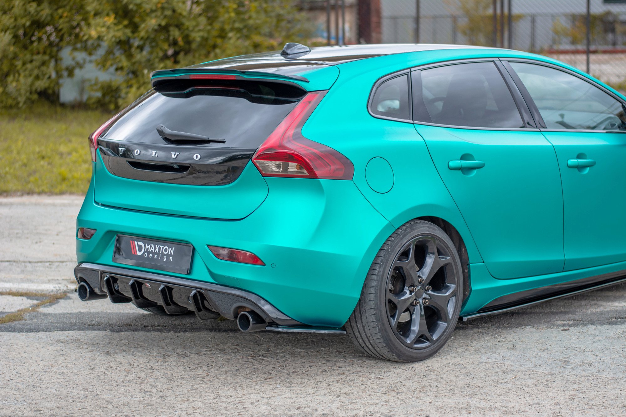 pol_po_REAR-SIDE-SPLITTERS-Volvo-V40-R-design-8668_4 pol_po_REAR-SIDE-SPLITTERS-Volvo-V40-R-design-8668_4