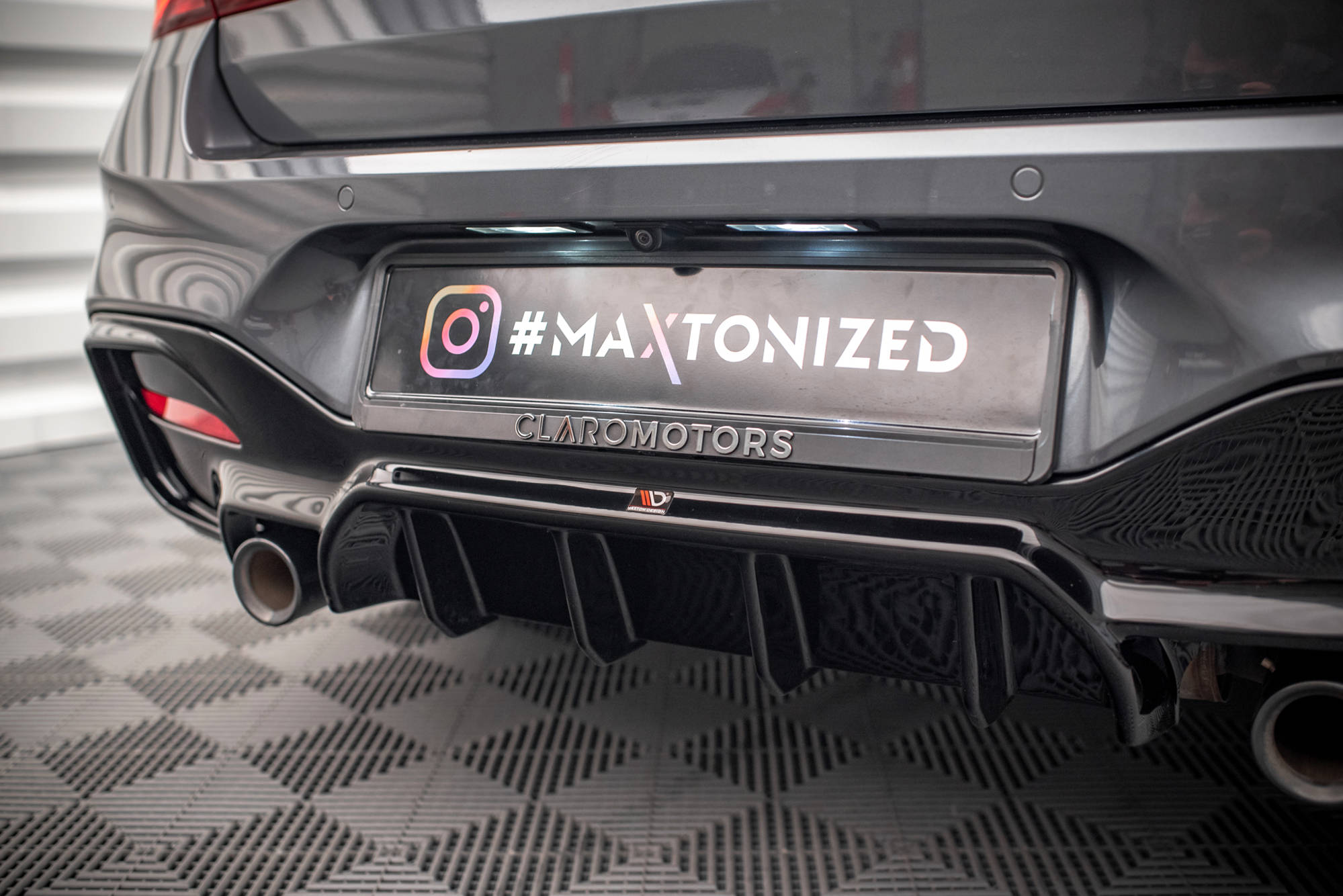 pol_po_REAR-VALANCE-Bmw-1-F20-F21-Facelift-M-Power-8339_9 pol_po_REAR-VALANCE-Bmw-1-F20-F21-Facelift-M-Power-8339_9