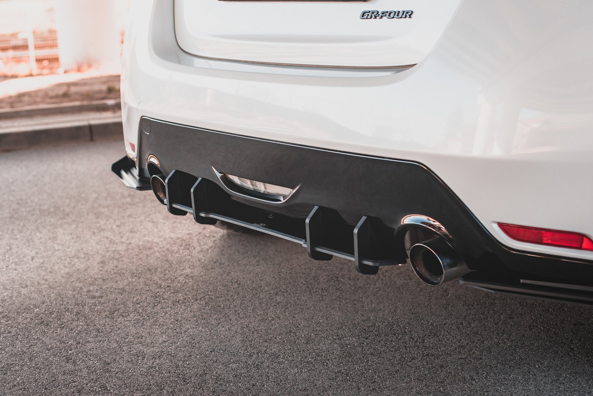 pol_po_Racing-Durability-Rear-Diffuser-Toyota-GR-Yaris-Mk4-11911_7 pol_po_Racing-Durability-Rear-Diffuser-Toyota-GR-Yaris-Mk4-11911_7