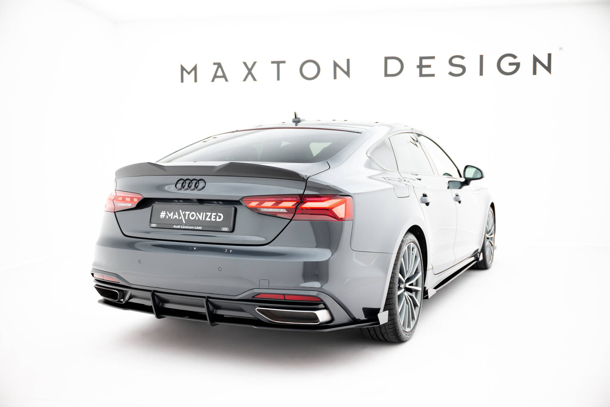 pol_po_Rear-Side-Flaps-Audi-A5-F5-Facelift-21474_5 pol_po_Rear-Side-Flaps-Audi-A5-F5-Facelift-21474_5