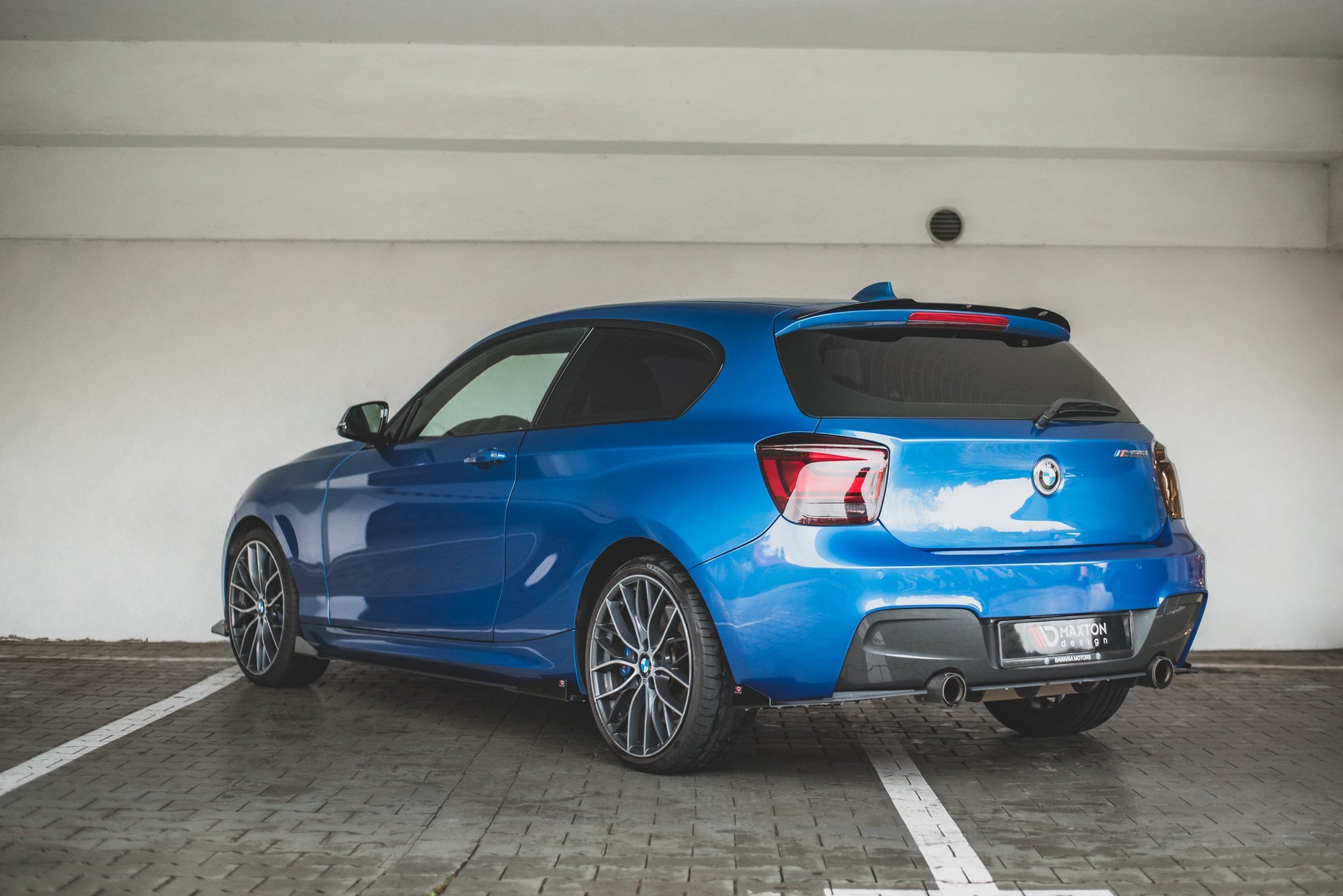 pol_po_Rear-Side-Flaps-BMW-M135i-F20-12143_4 pol_po_Rear-Side-Flaps-BMW-M135i-F20-12143_4