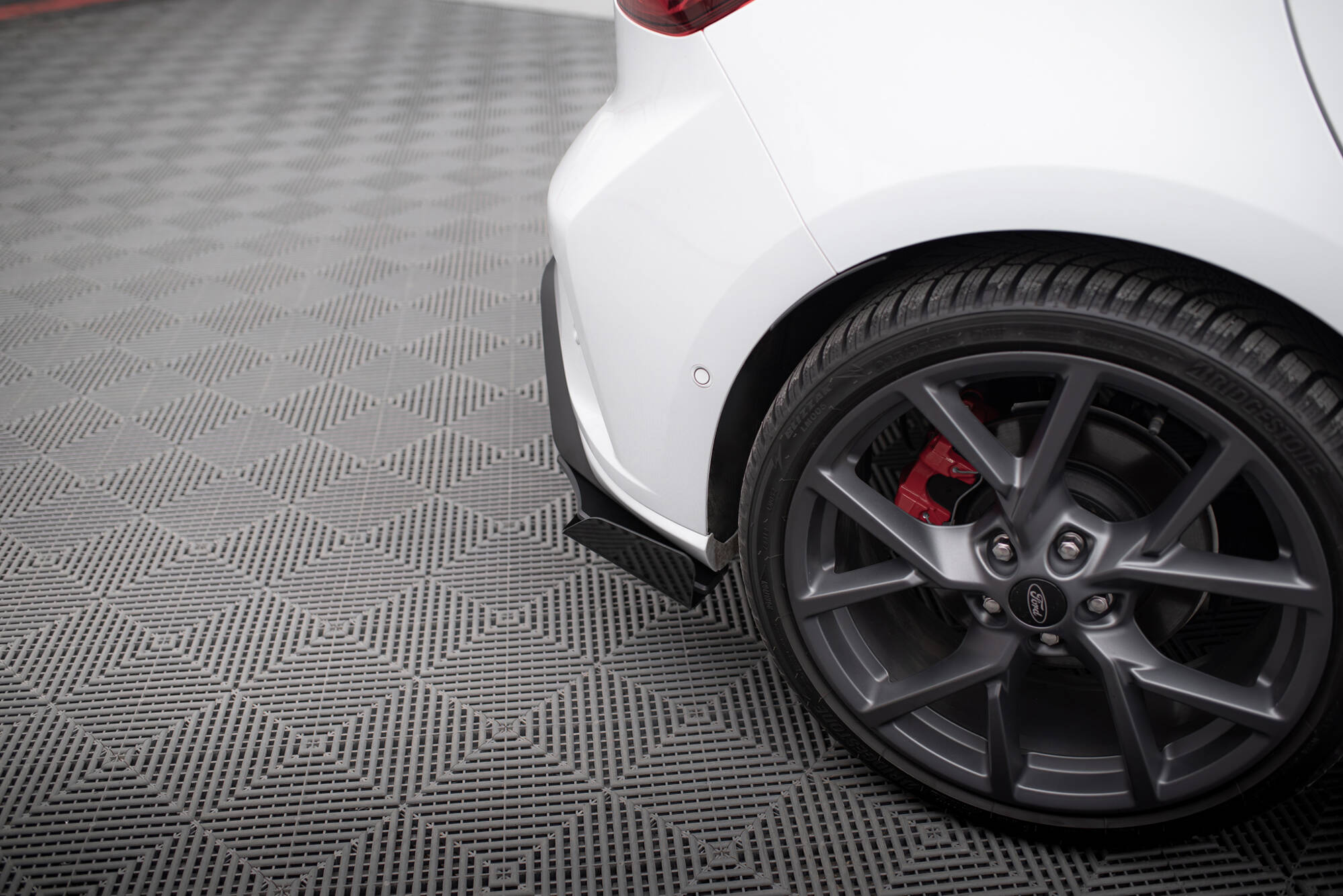 pol_po_Rear-Side-Flaps-Ford-Focus-ST-Mk4-10055_3 pol_po_Rear-Side-Flaps-Ford-Focus-ST-Mk4-10055_3