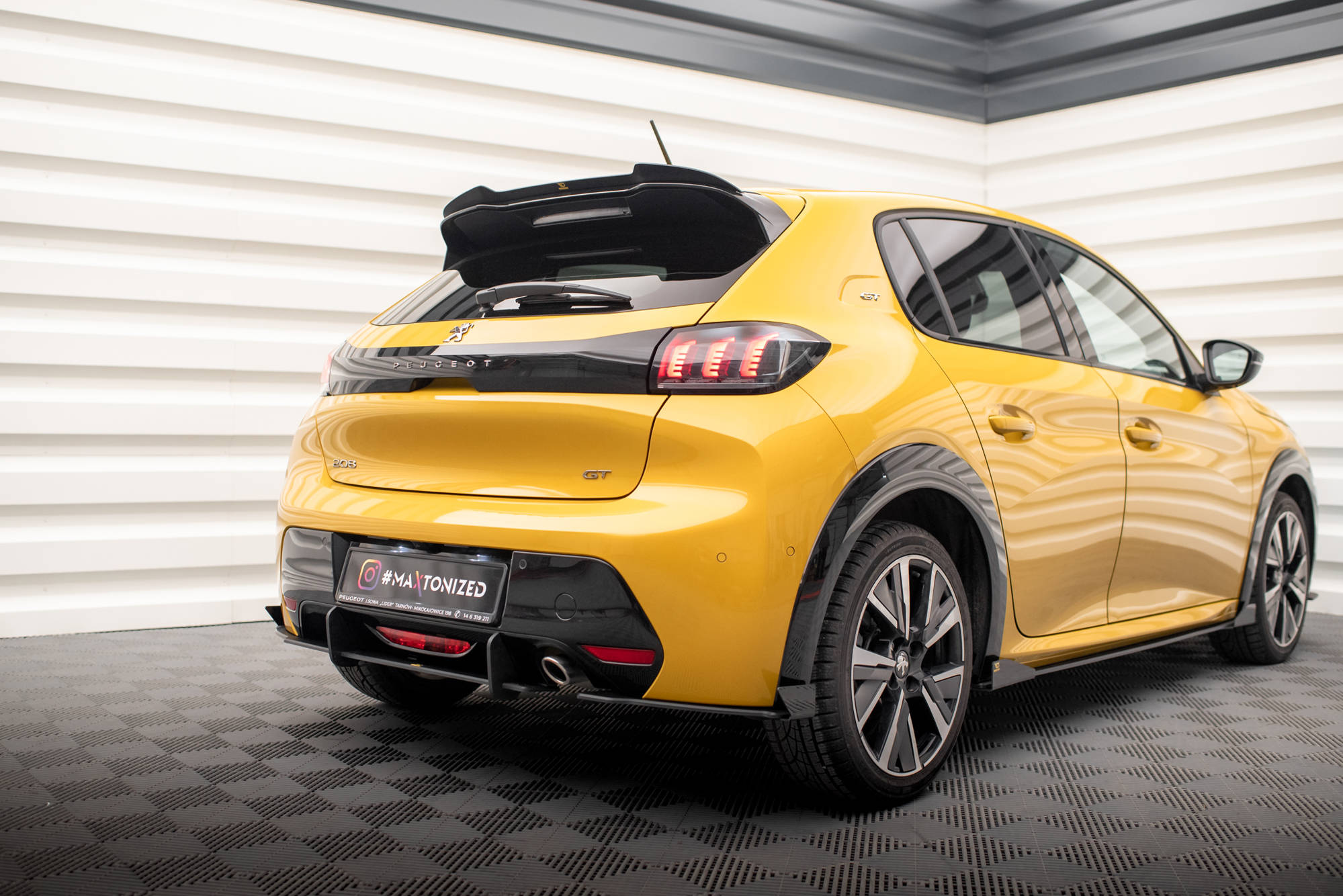 pol_po_Rear-Side-Flaps-Peugeot-208-GT-Mk2-18746_3 pol_po_Rear-Side-Flaps-Peugeot-208-GT-Mk2-18746_3