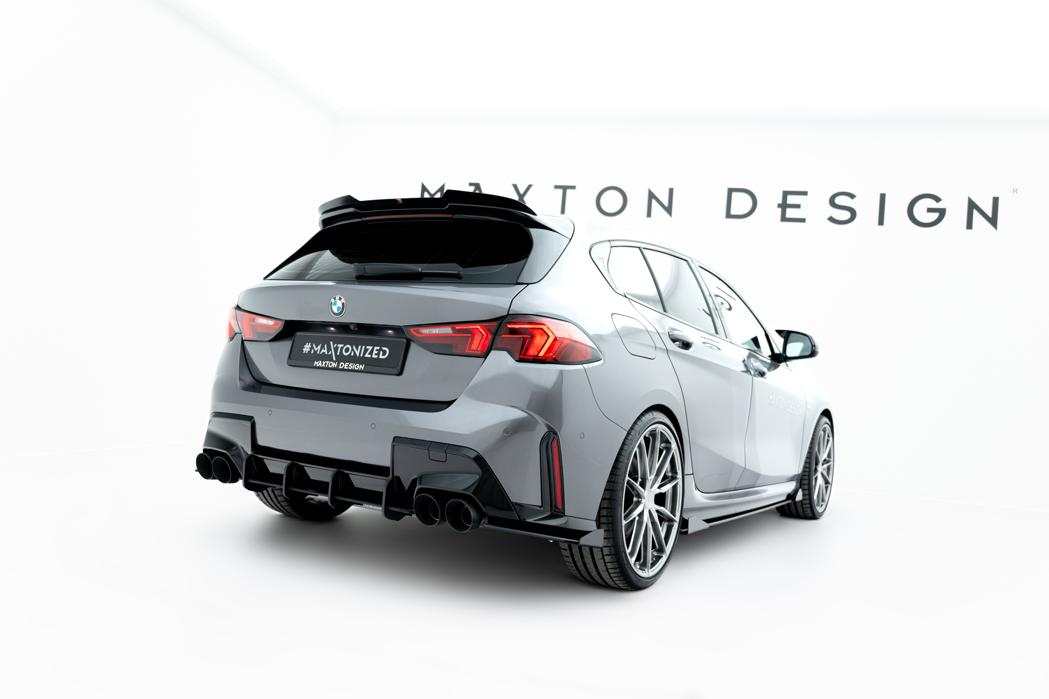pol_po_Rear-Side-Flaps-V-1-BMW-M135i-F70-22813_4 pol_po_Rear-Side-Flaps-V-1-BMW-M135i-F70-22813_4