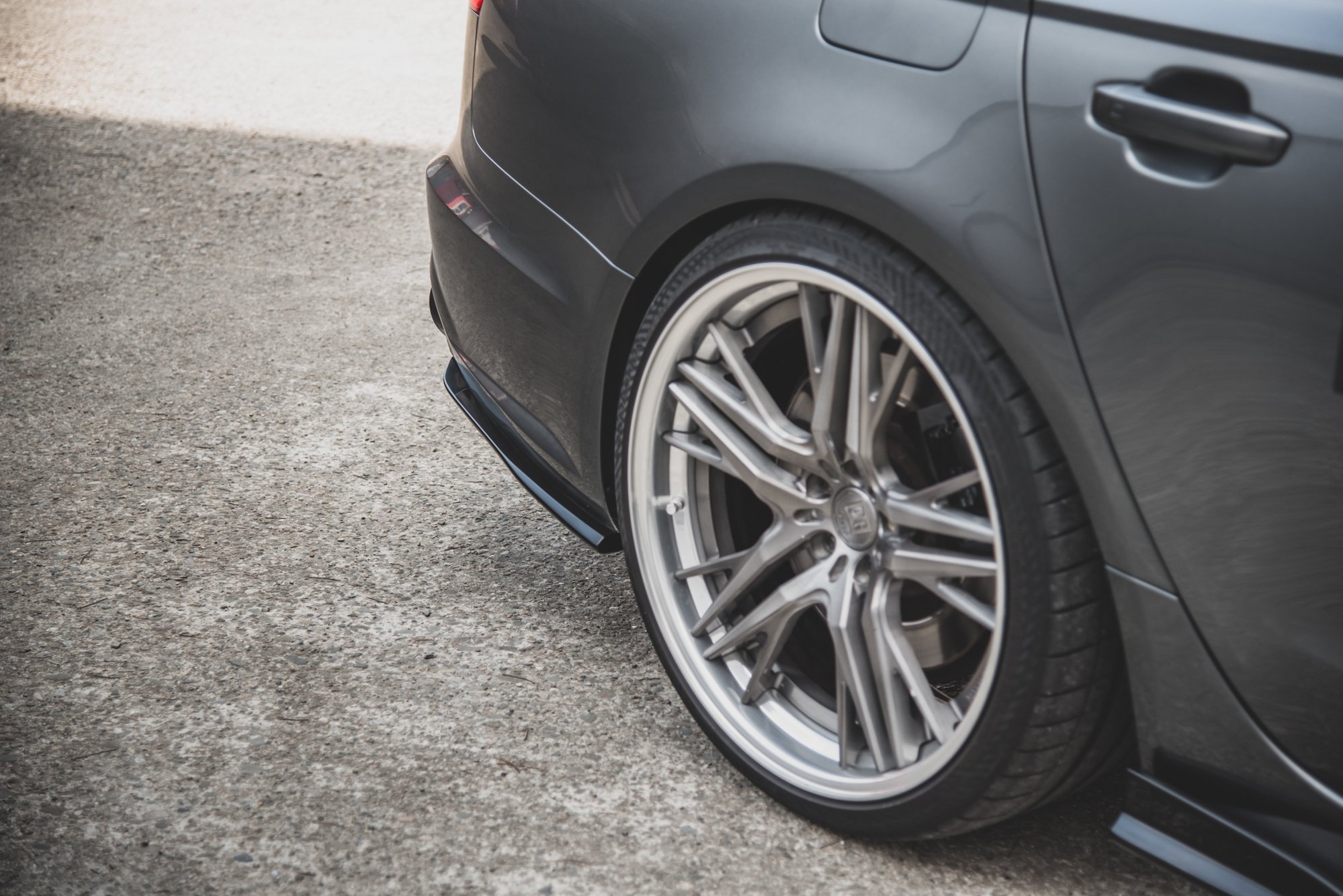 pol_po_Rear-Side-Splitters-Audi-A6-A6-C7-S-line-S6-C7-Facelift-9752_7 pol_po_Rear-Side-Splitters-Audi-A6-A6-C7-S-line-S6-C7-Facelift-9752_7