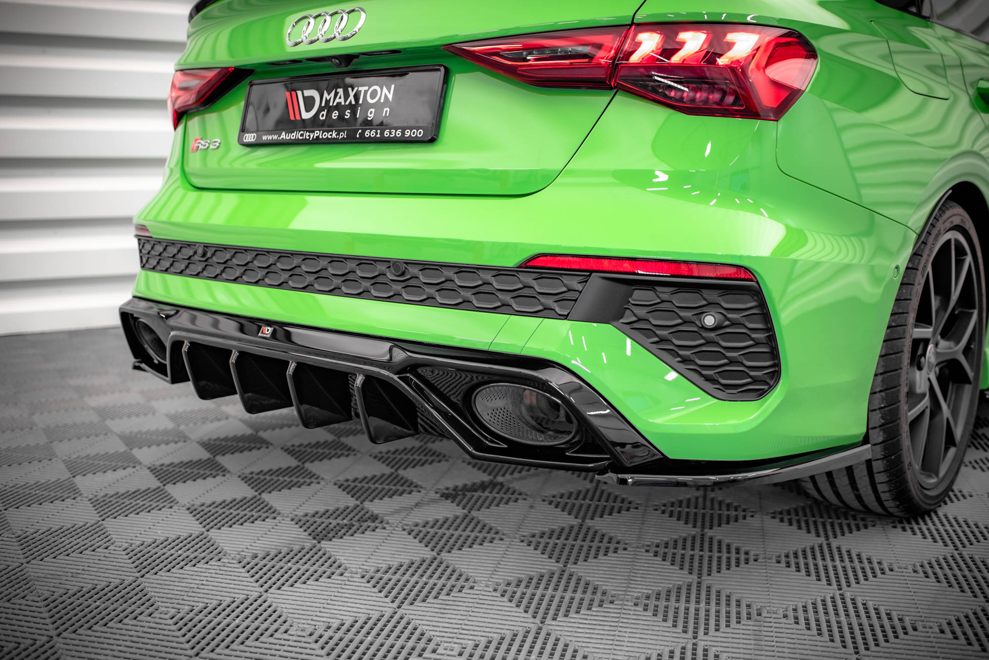pol_po_Rear-Side-Splitters-Audi-RS3-Sedan-8Y-16051_4 pol_po_Rear-Side-Splitters-Audi-RS3-Sedan-8Y-16051_4