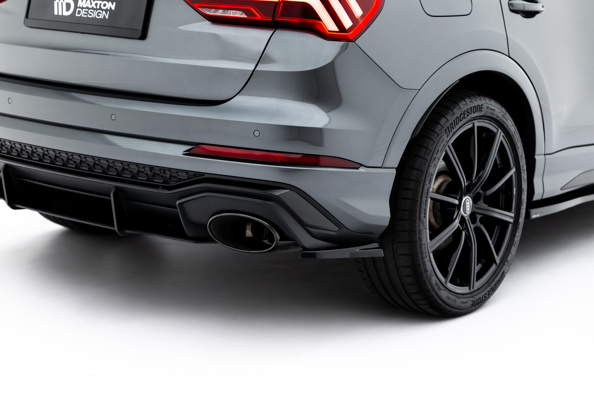 pol_po_Rear-Side-Splitters-Audi-RSQ3-SUV-F3-23630_6 pol_po_Rear-Side-Splitters-Audi-RSQ3-SUV-F3-23630_6